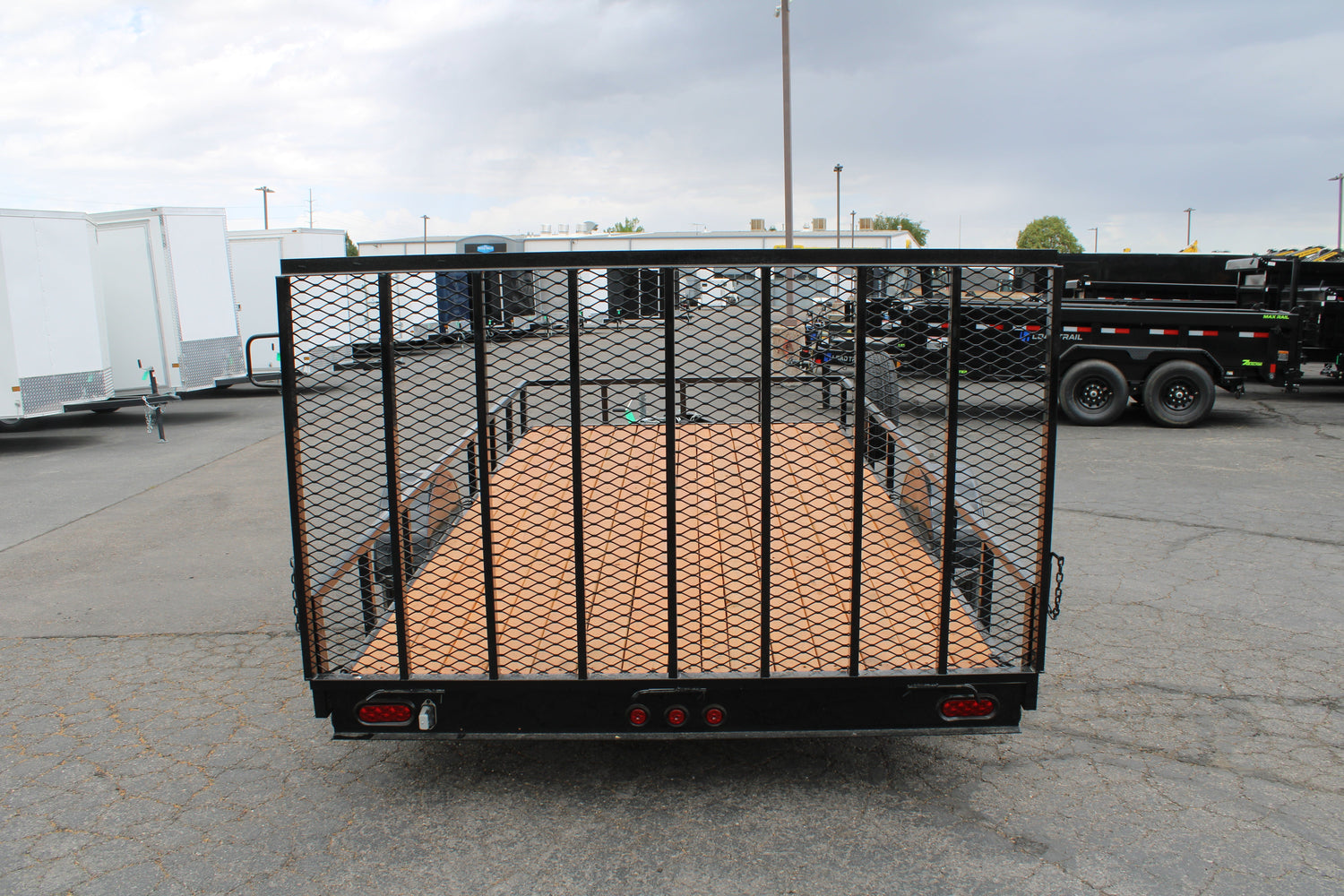 Fleet Modernization and the Growth of Semi-Trailer Dealerships