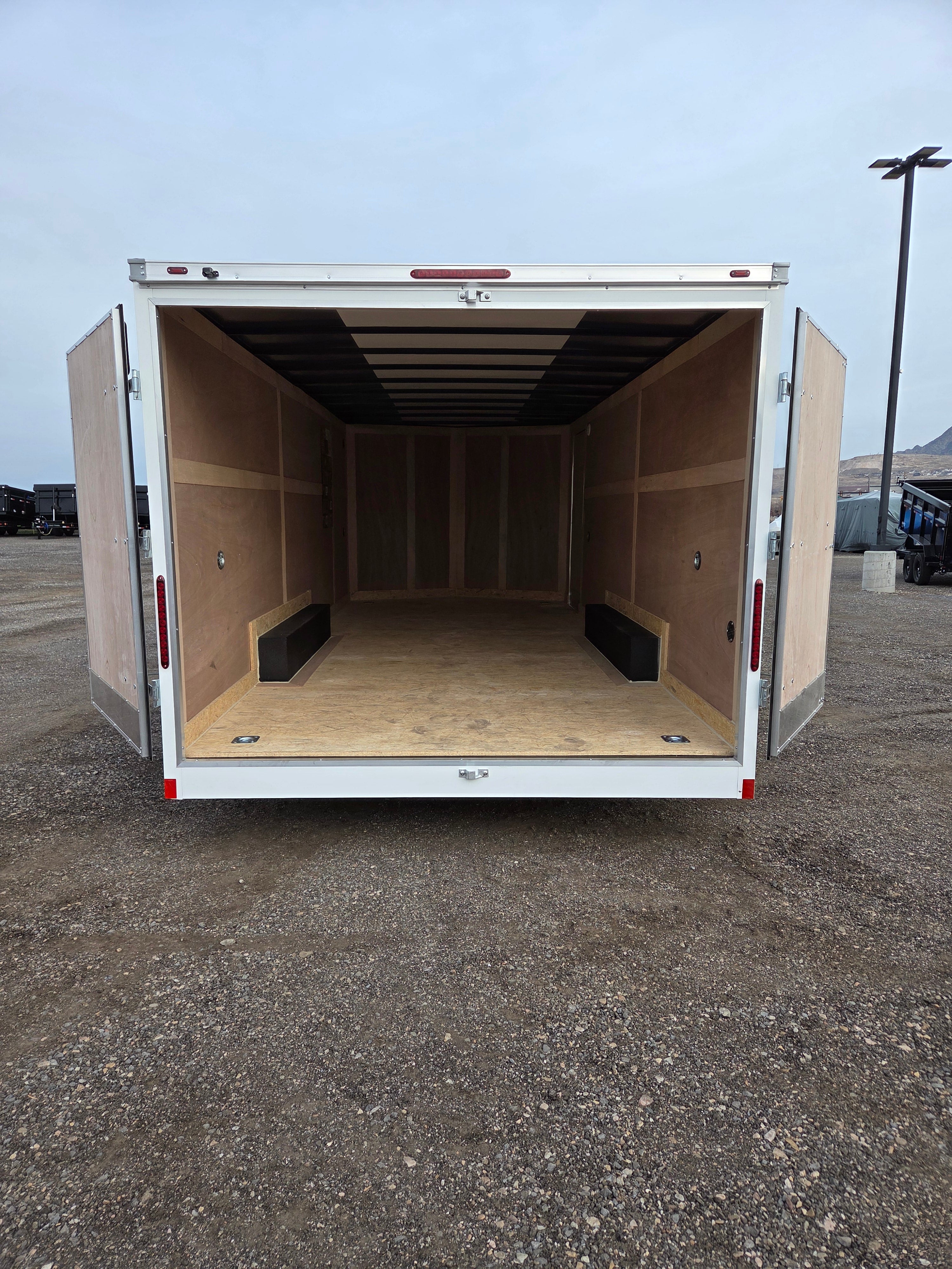 Wells Cargo Enclosed 20' Enclosed
