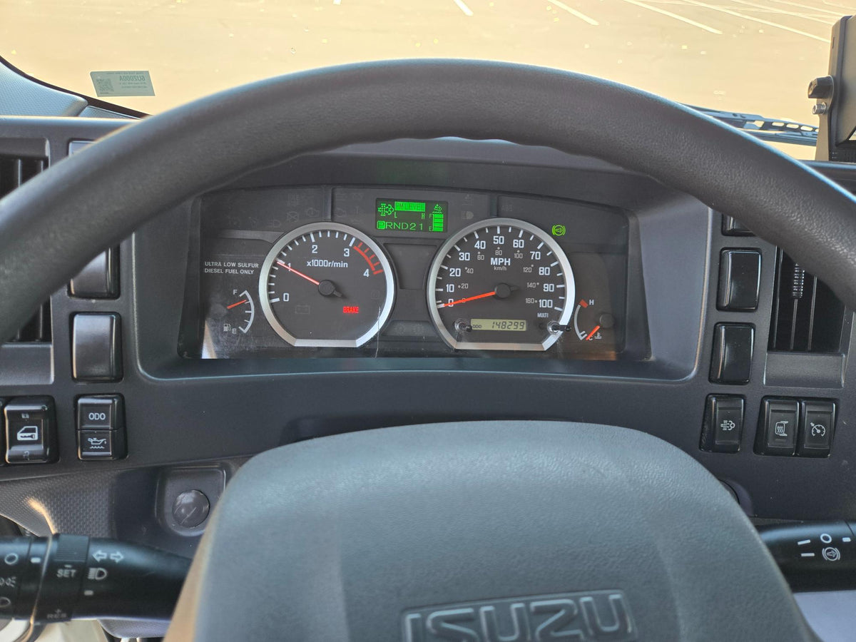 USED 2016 ISUZU NQR 16' BOX TRUCK