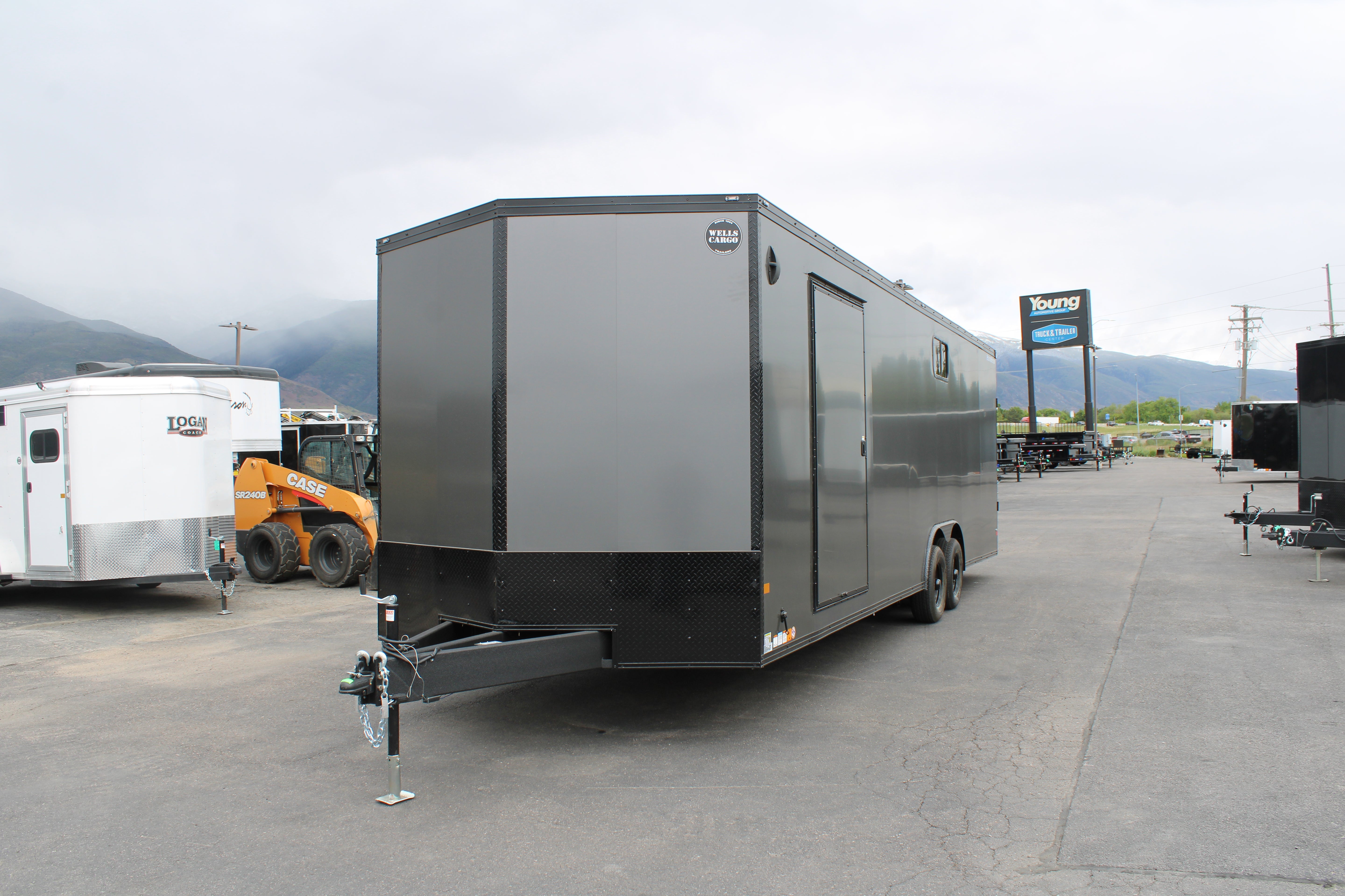 Wells Cargo 28' Enclosed