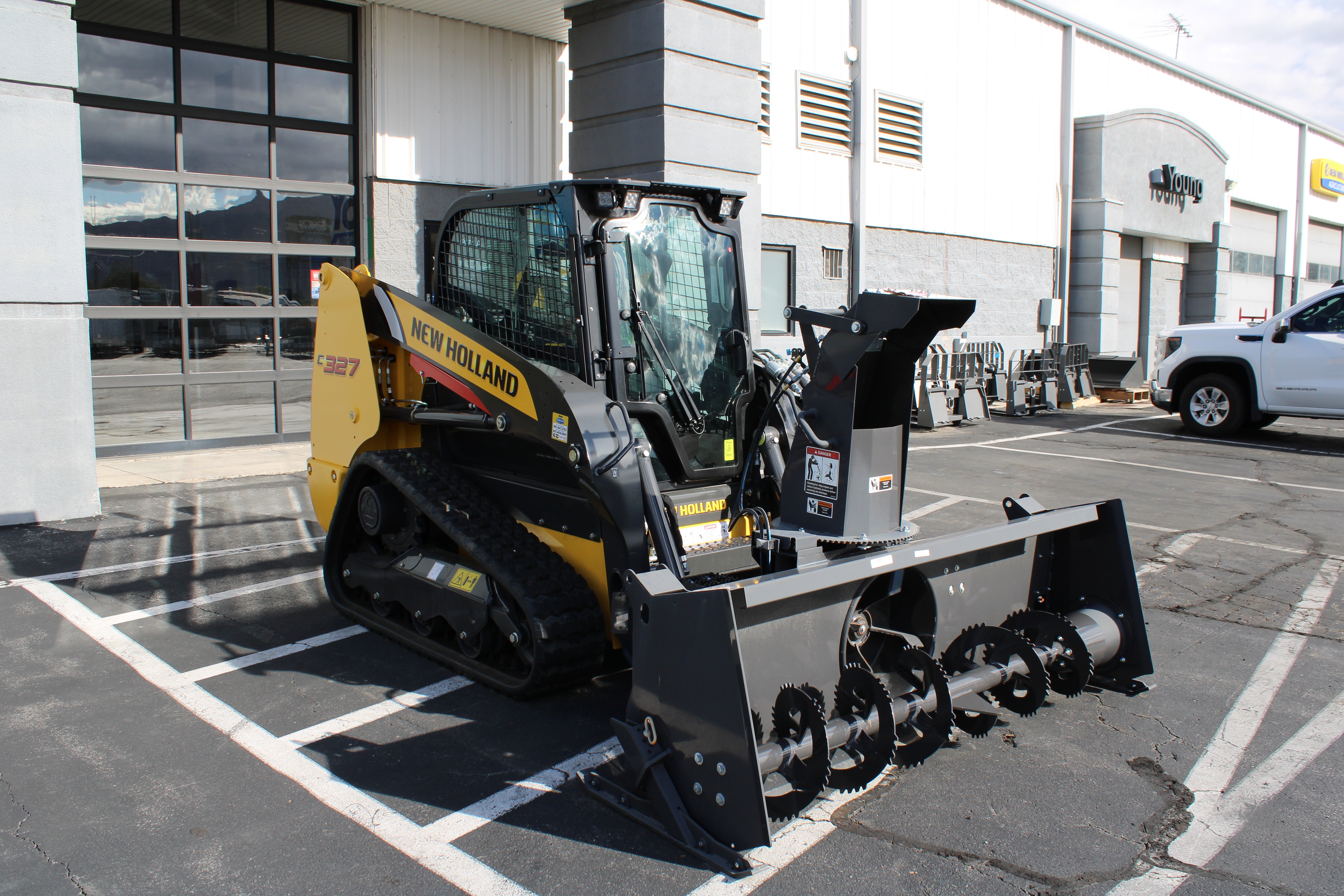 New Holland C327 Skid Steer