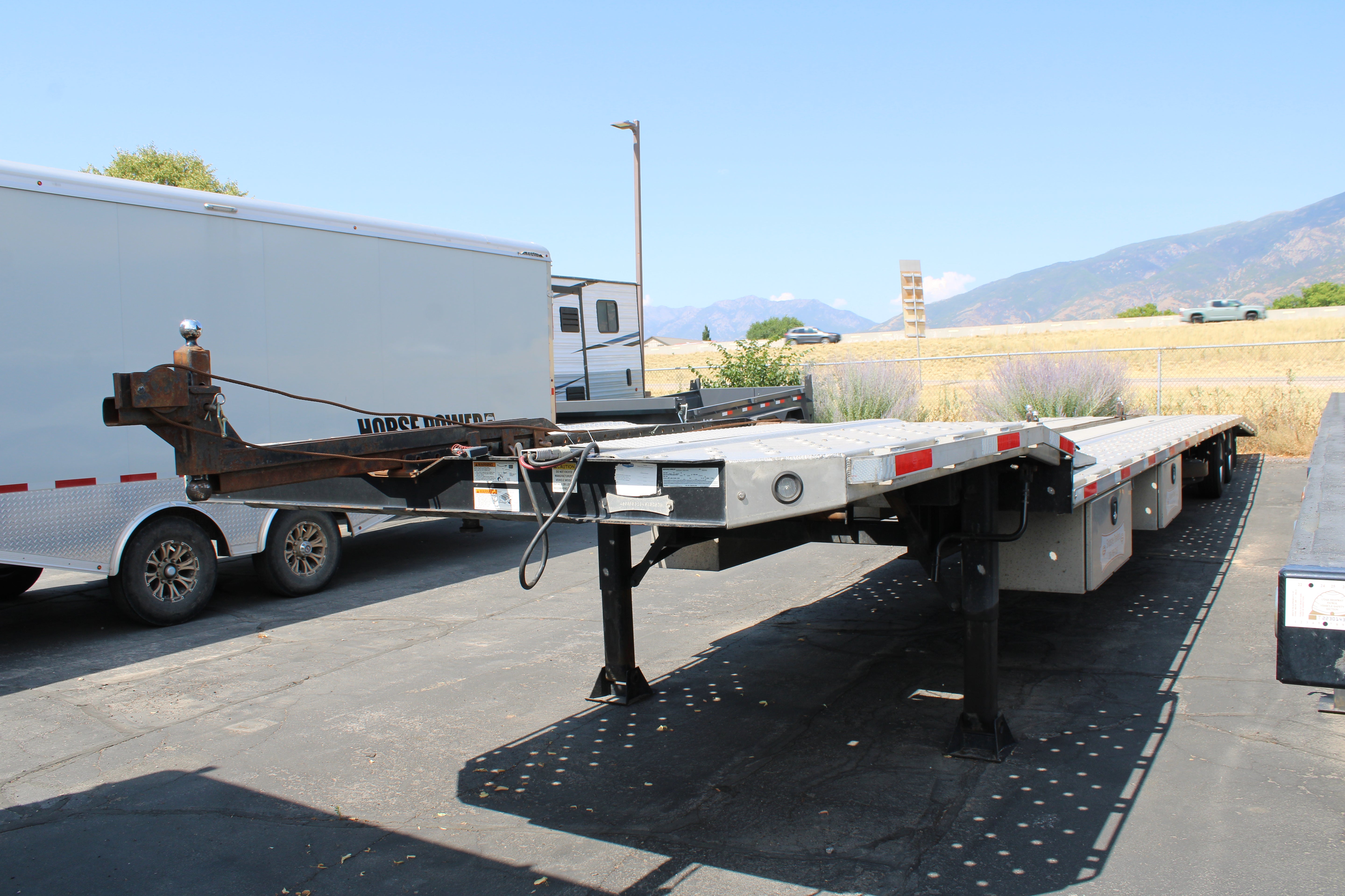 Used 32' Car Hauler Trailer