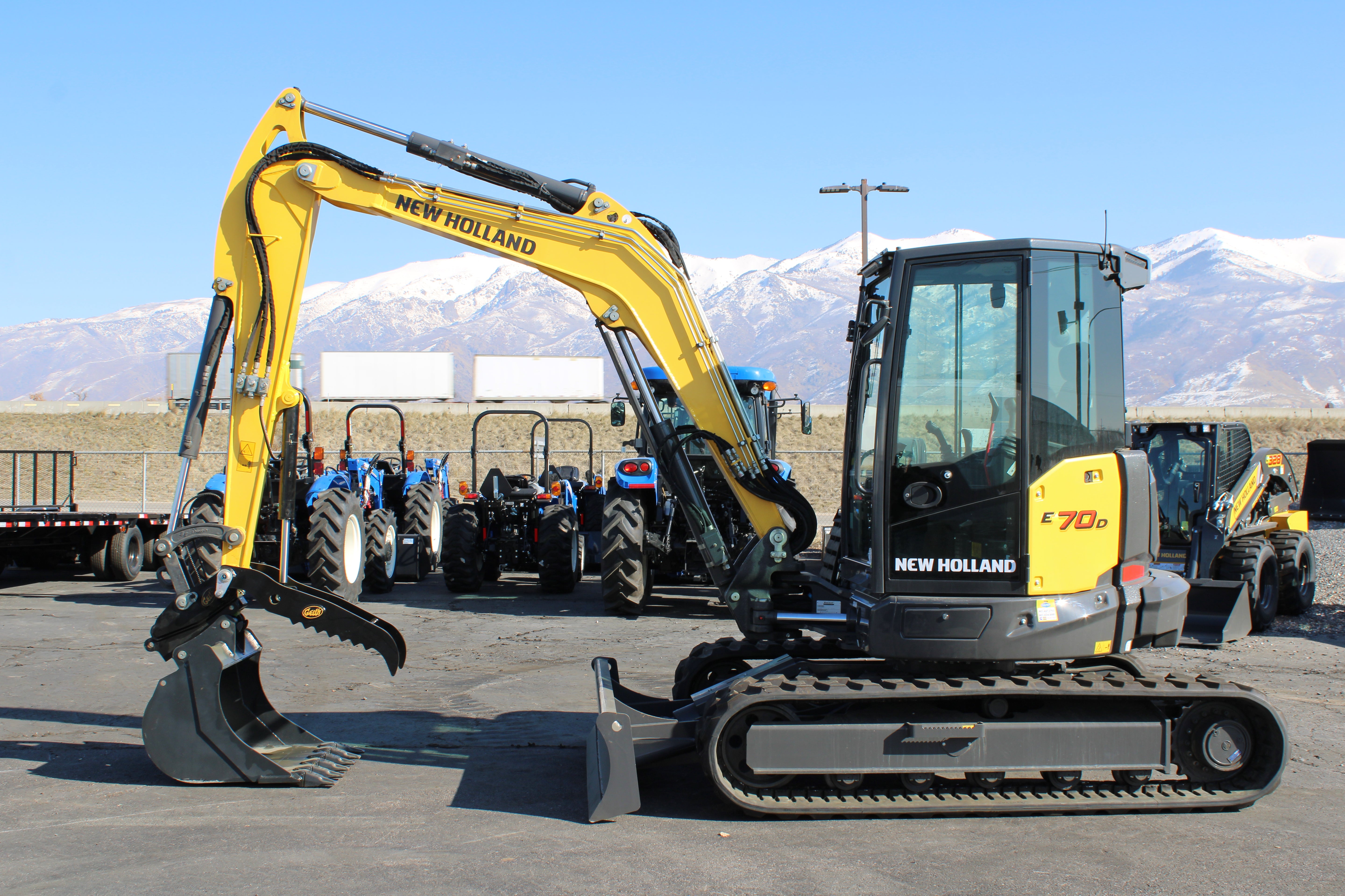 New Holland E70D Excavator