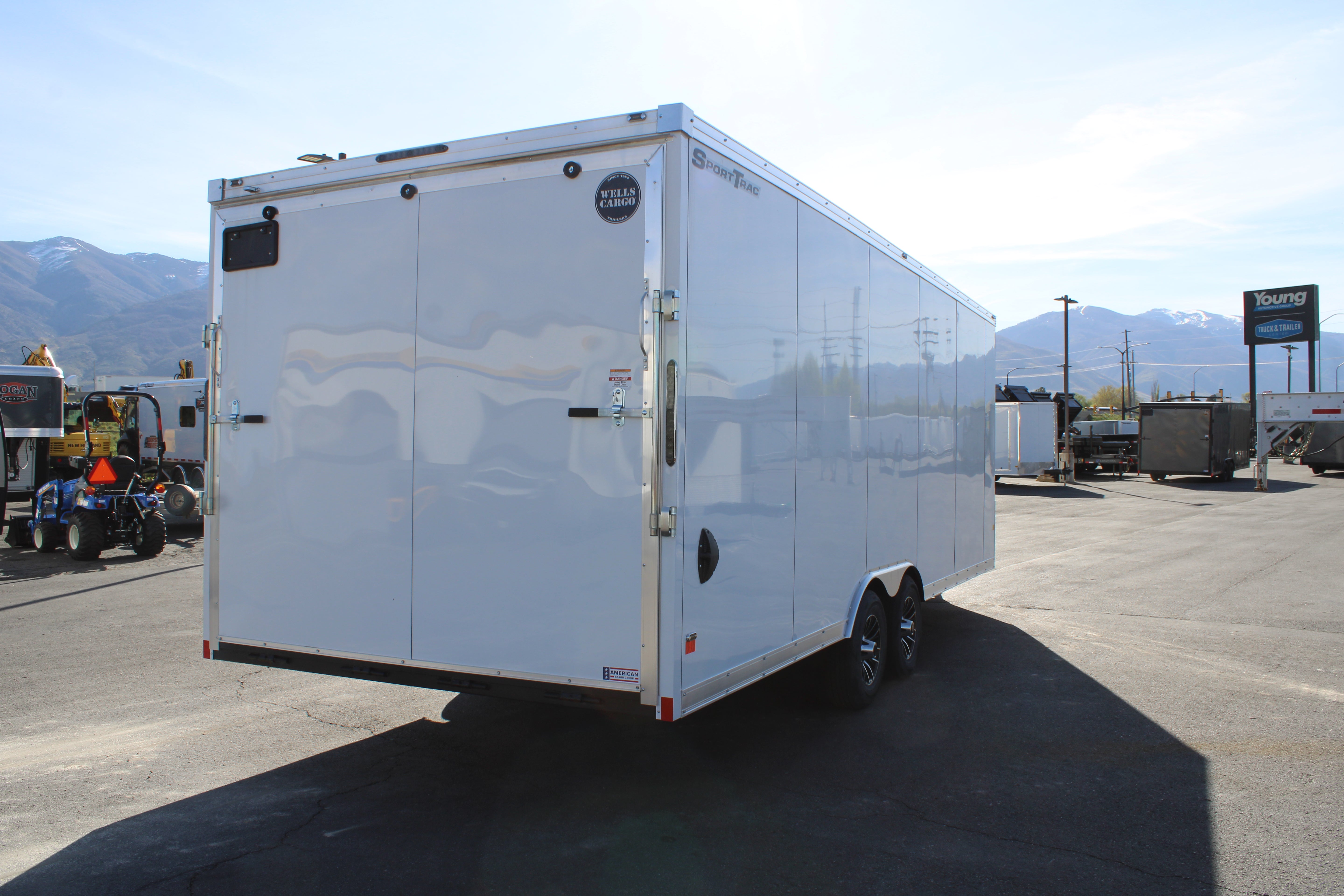 Wells Cargo 28' SxS Trailer