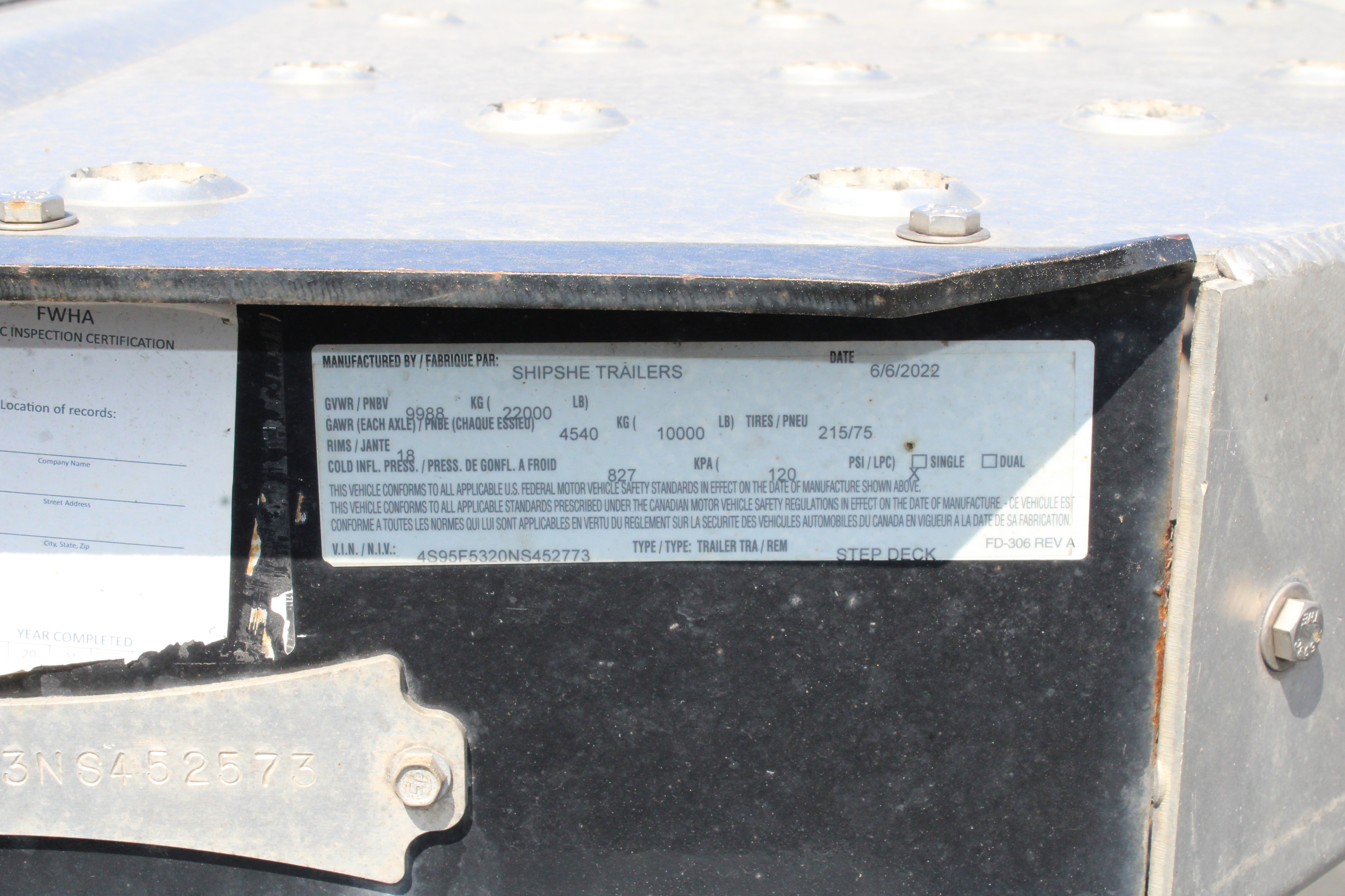 Used 32' Car Hauler Trailer