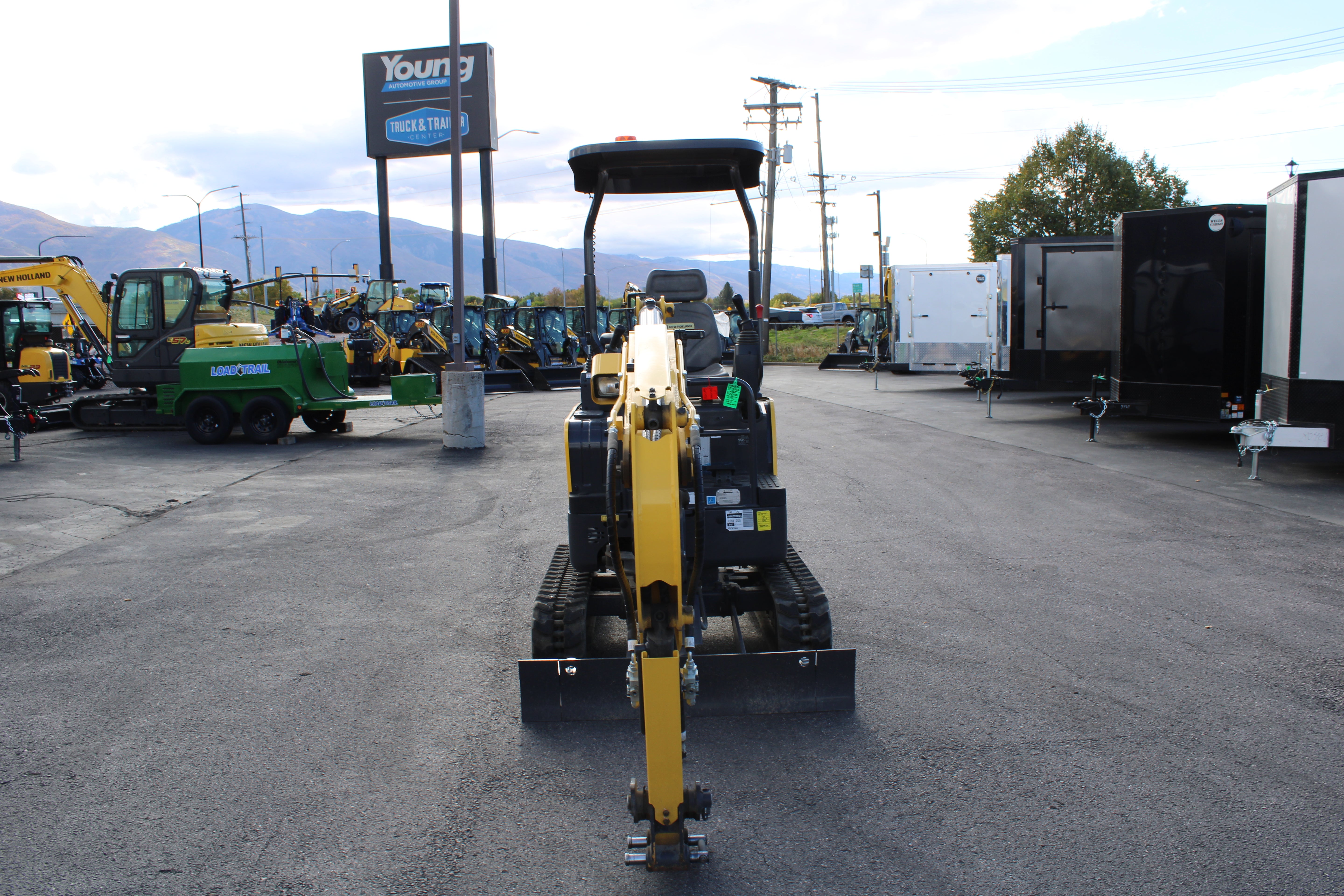 New Holland E17C Mini Excavator