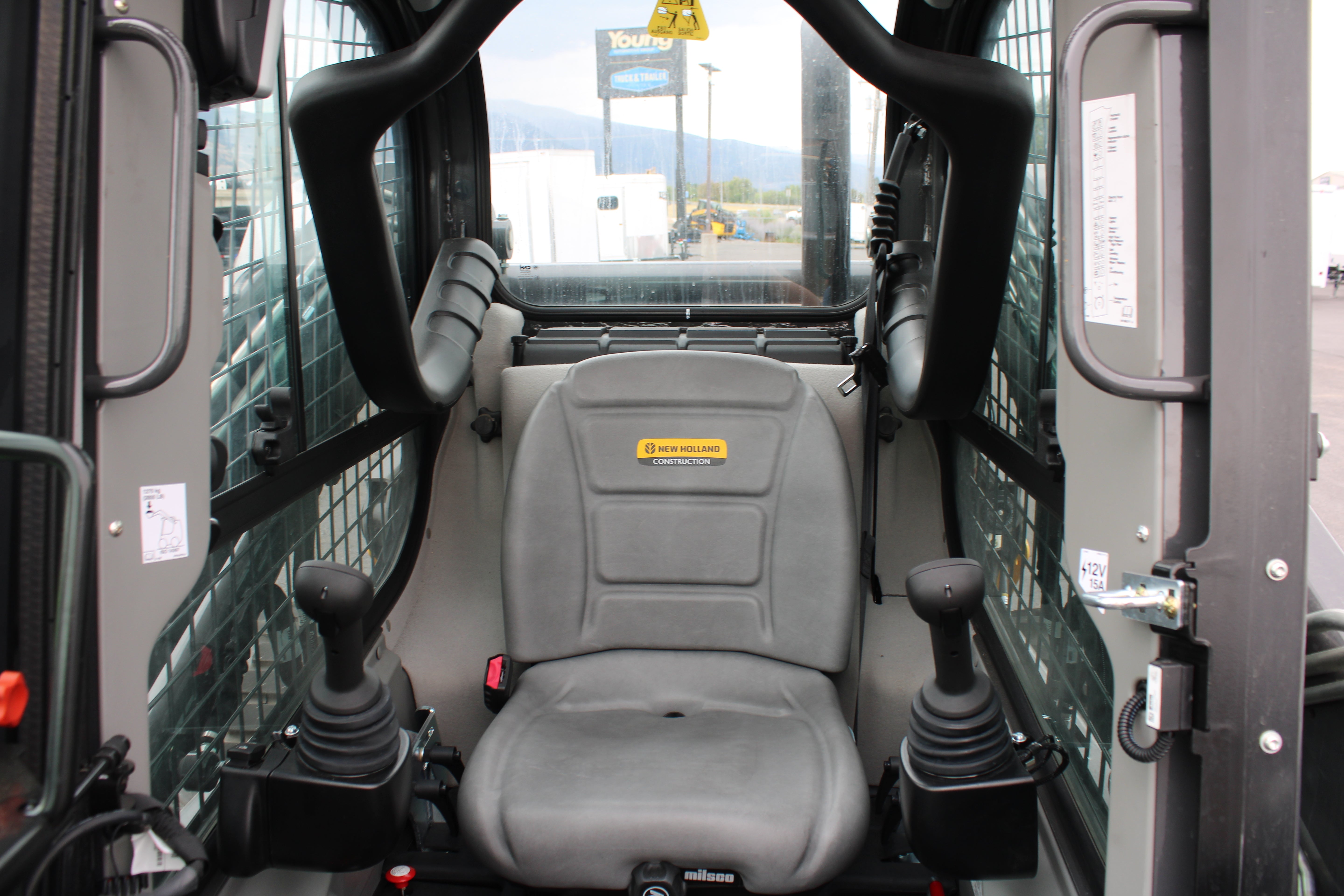 New Holland L328