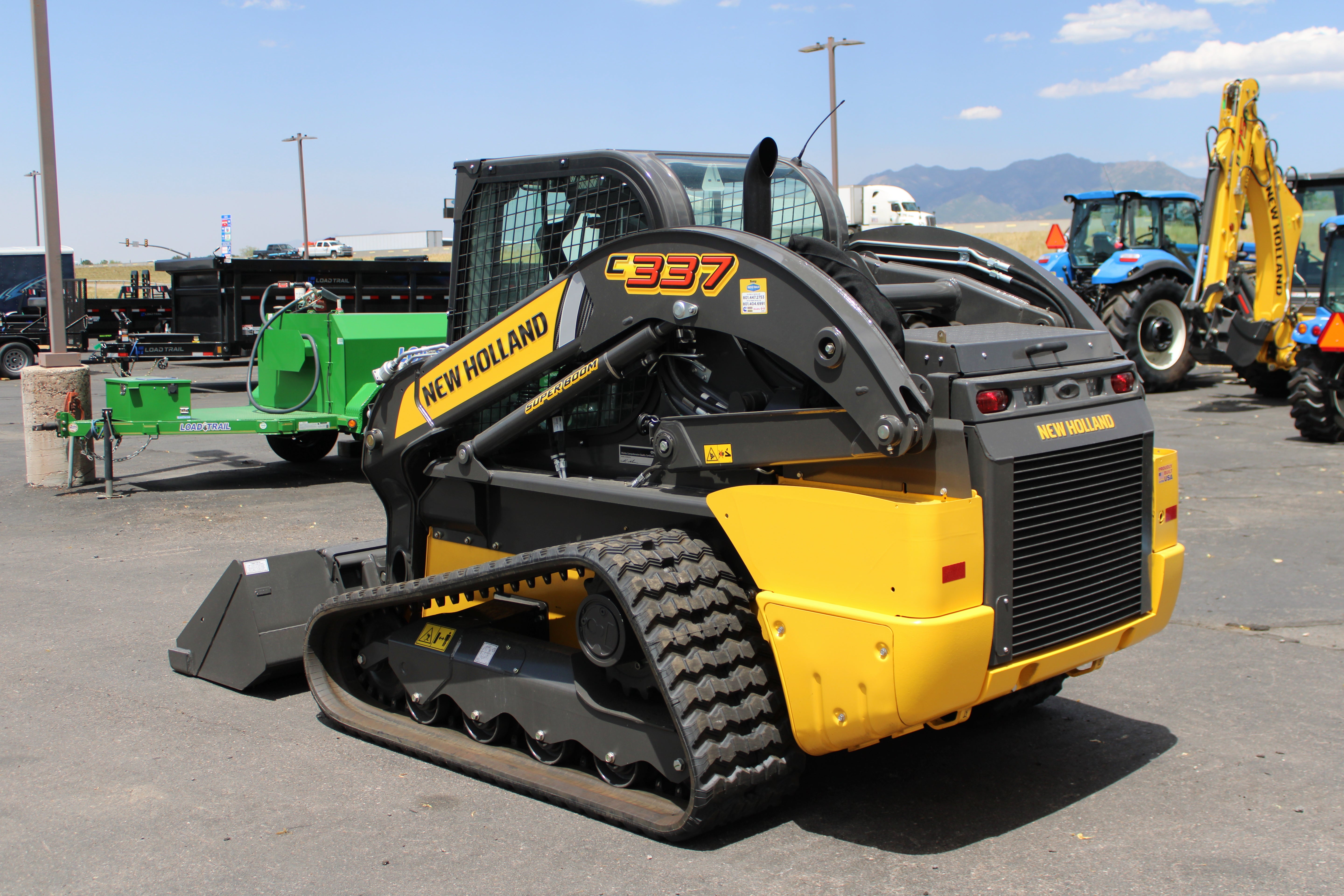 New Holland C337 Skidsteer