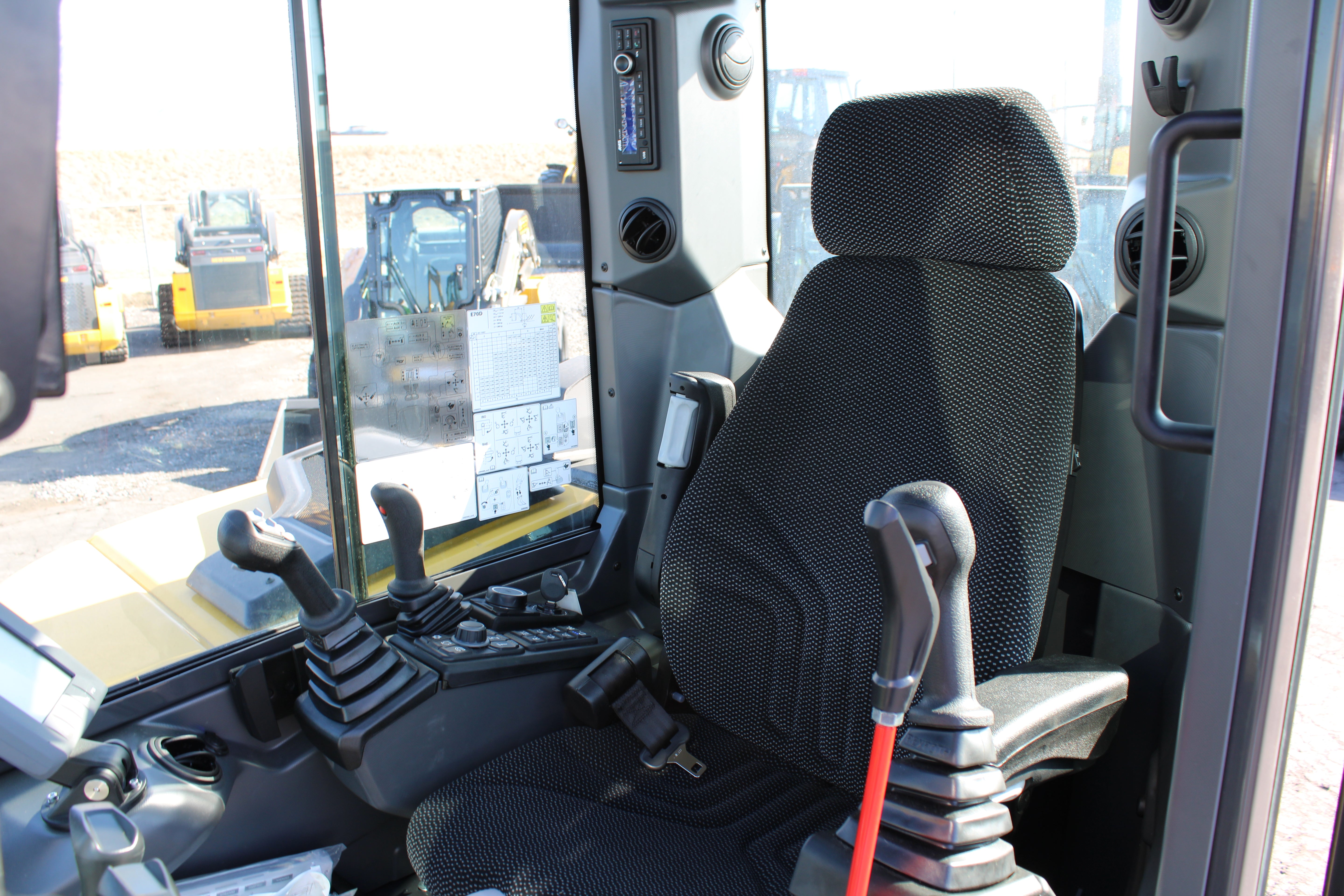New Holland E70D Excavator