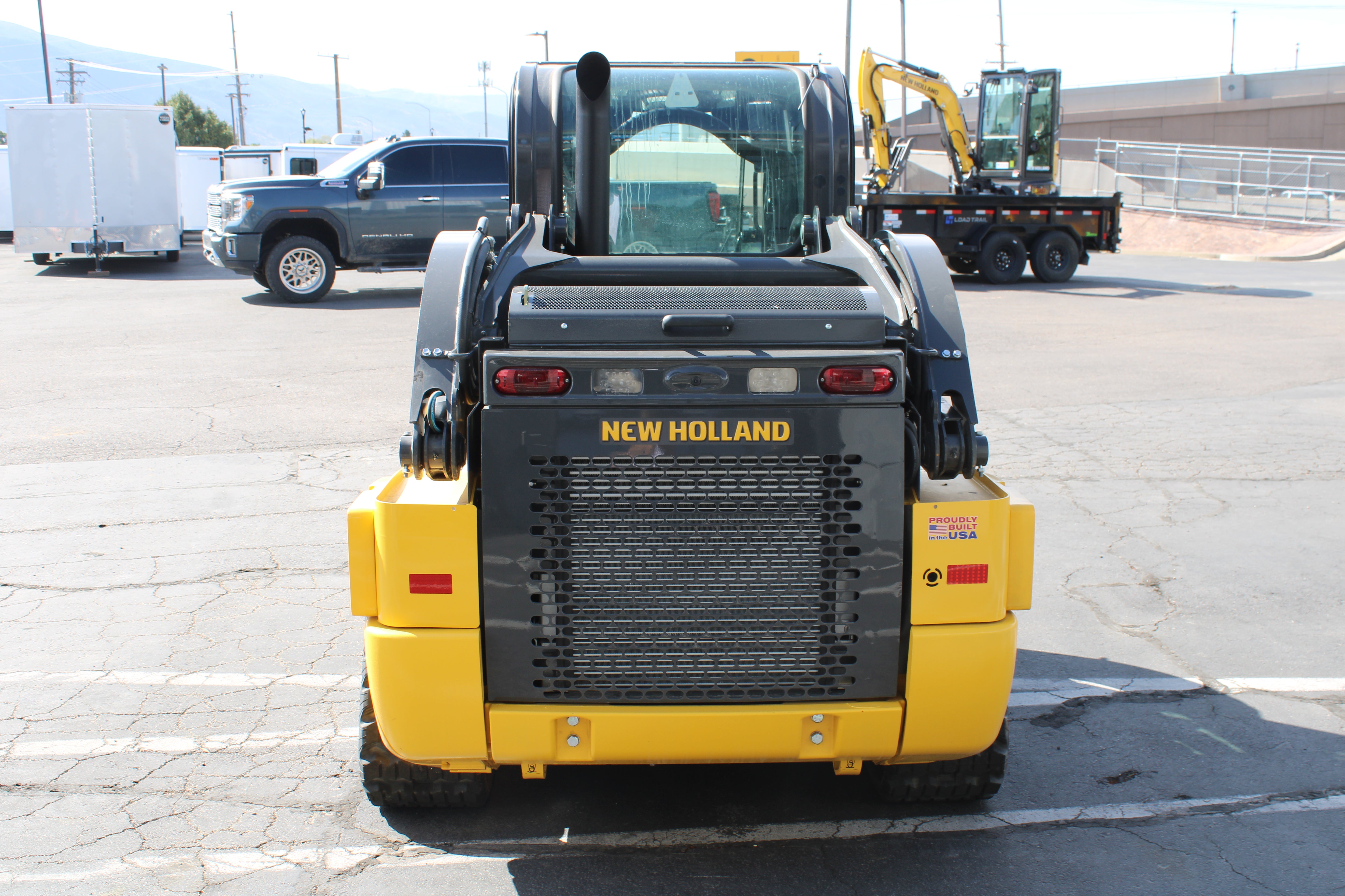 New Holland C330