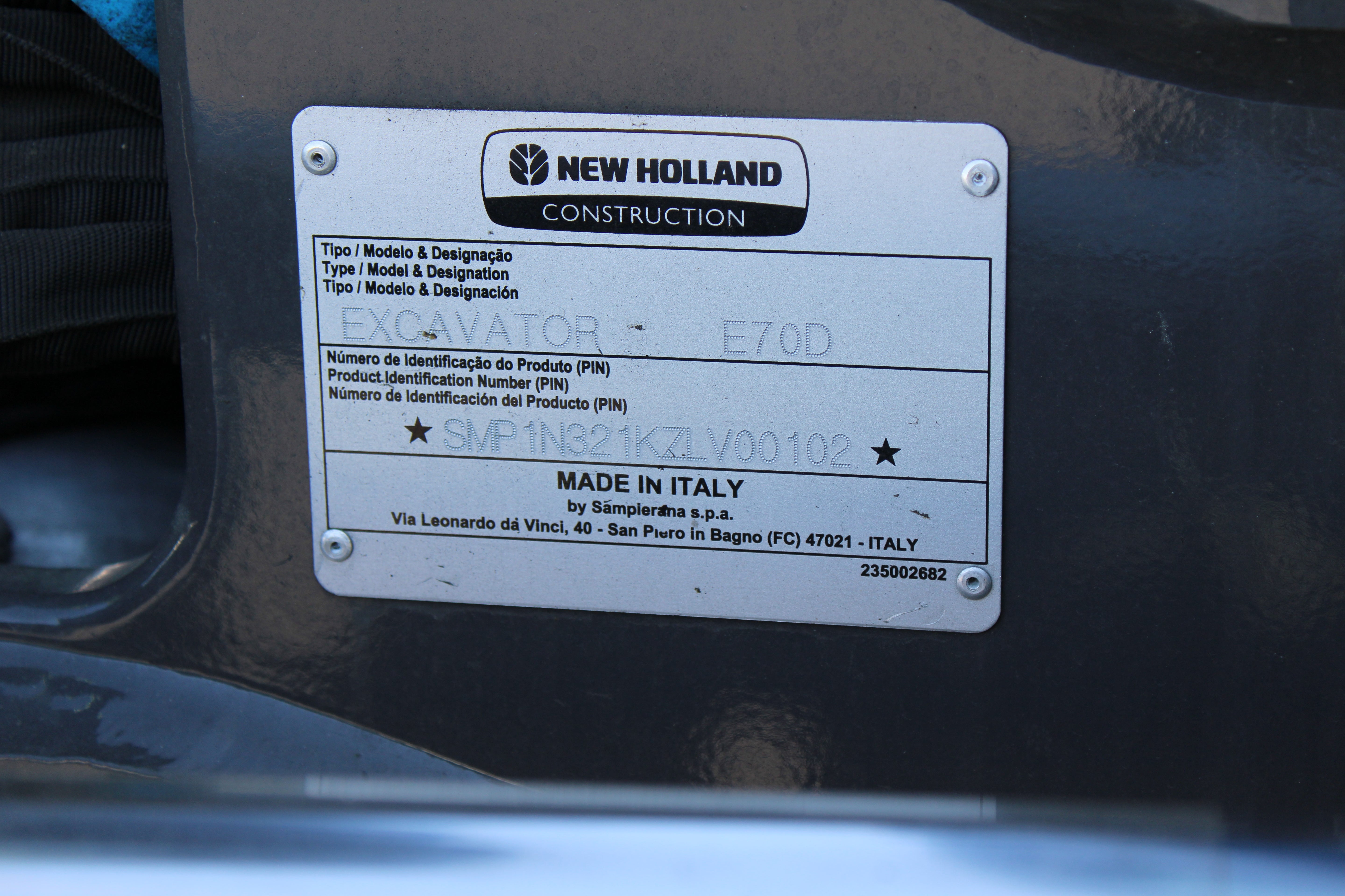 New Holland E70D Excavator