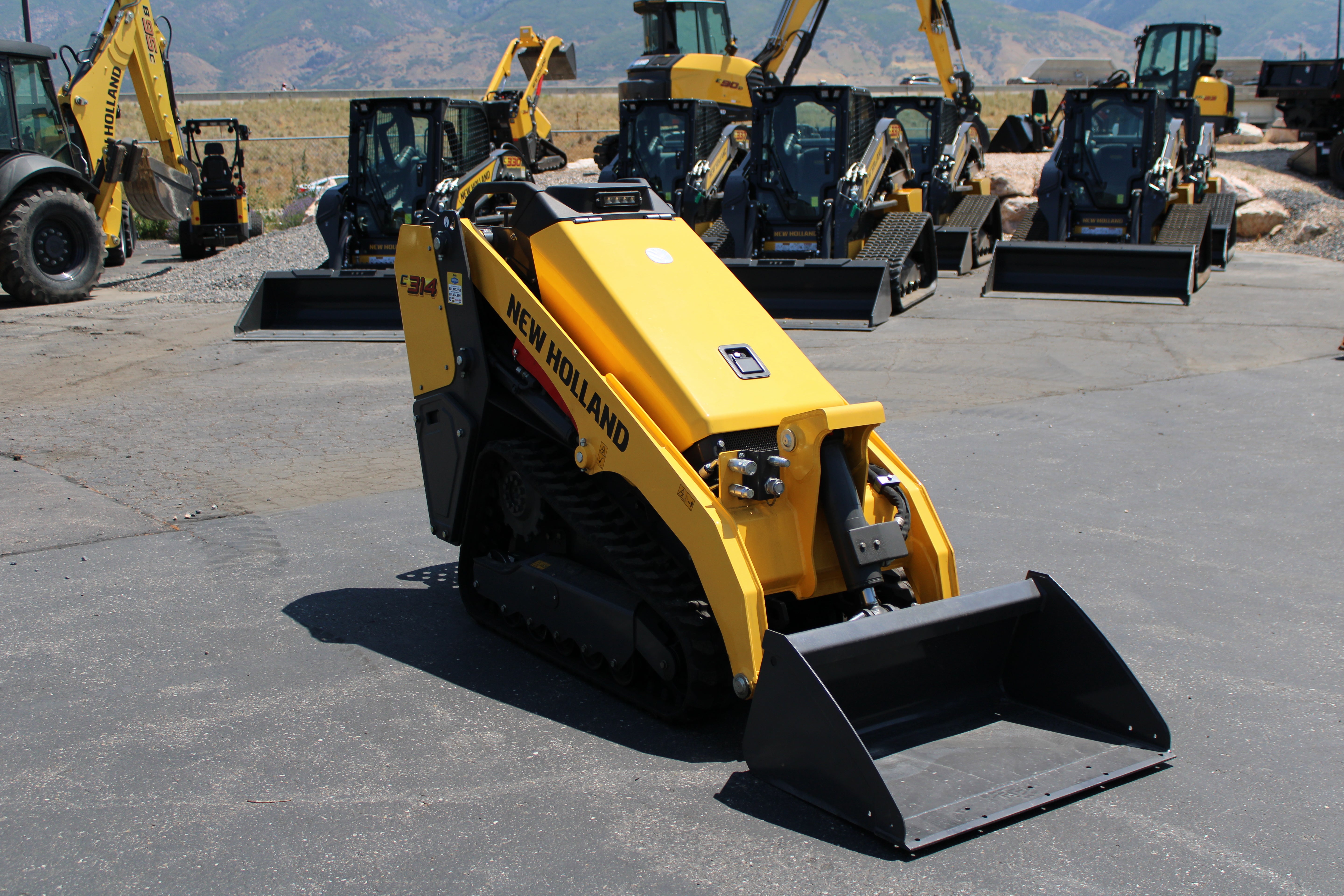 New Holland C314 Mini Skidsteer