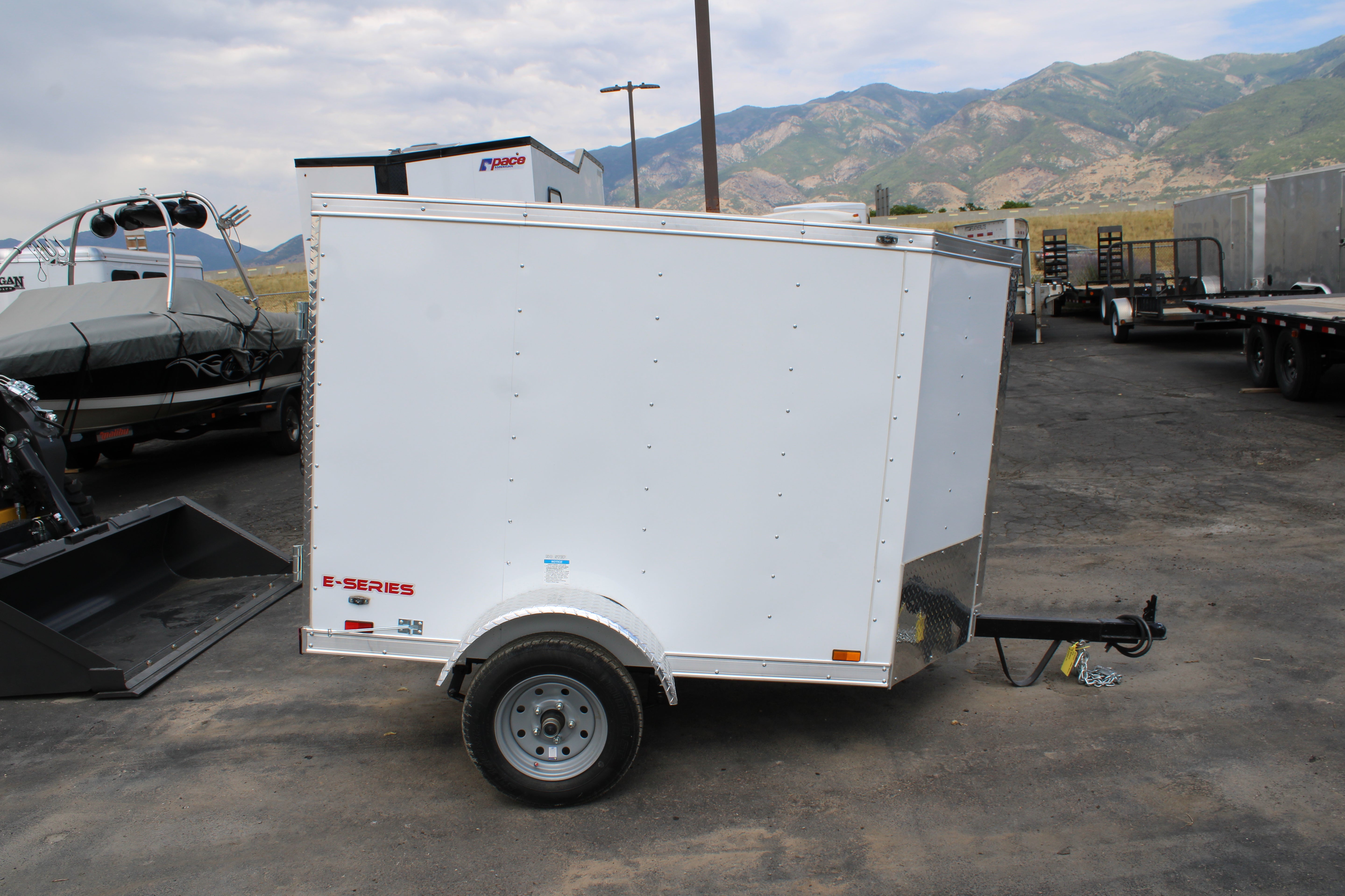 Cargo Mate 4 x 6 Cargo Trailer W/ Single Swing Door
