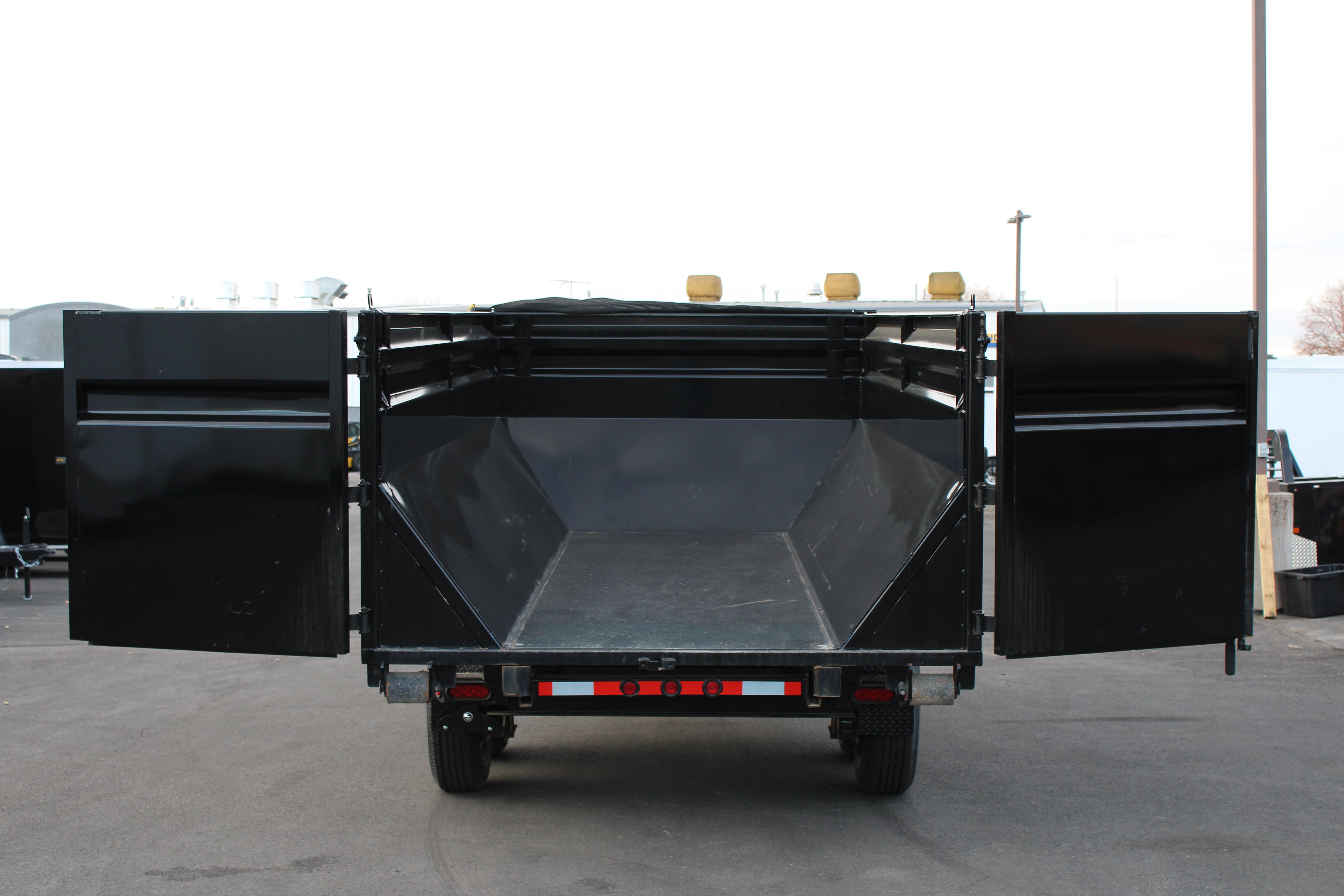 Load Trail 83" x 14' Gooseneck Trailer drop and go chassis