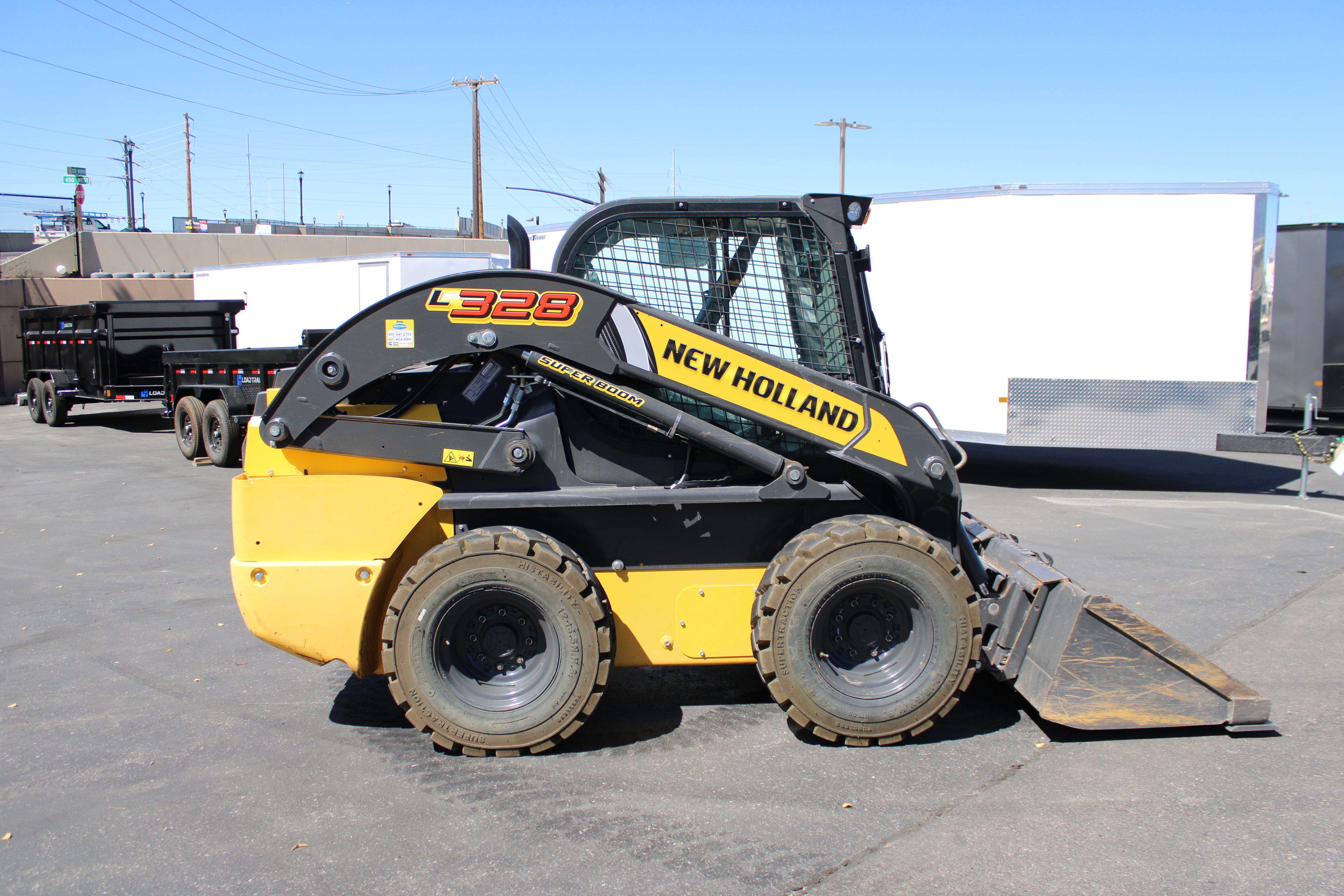 Used New Holland L328 Skidsteer