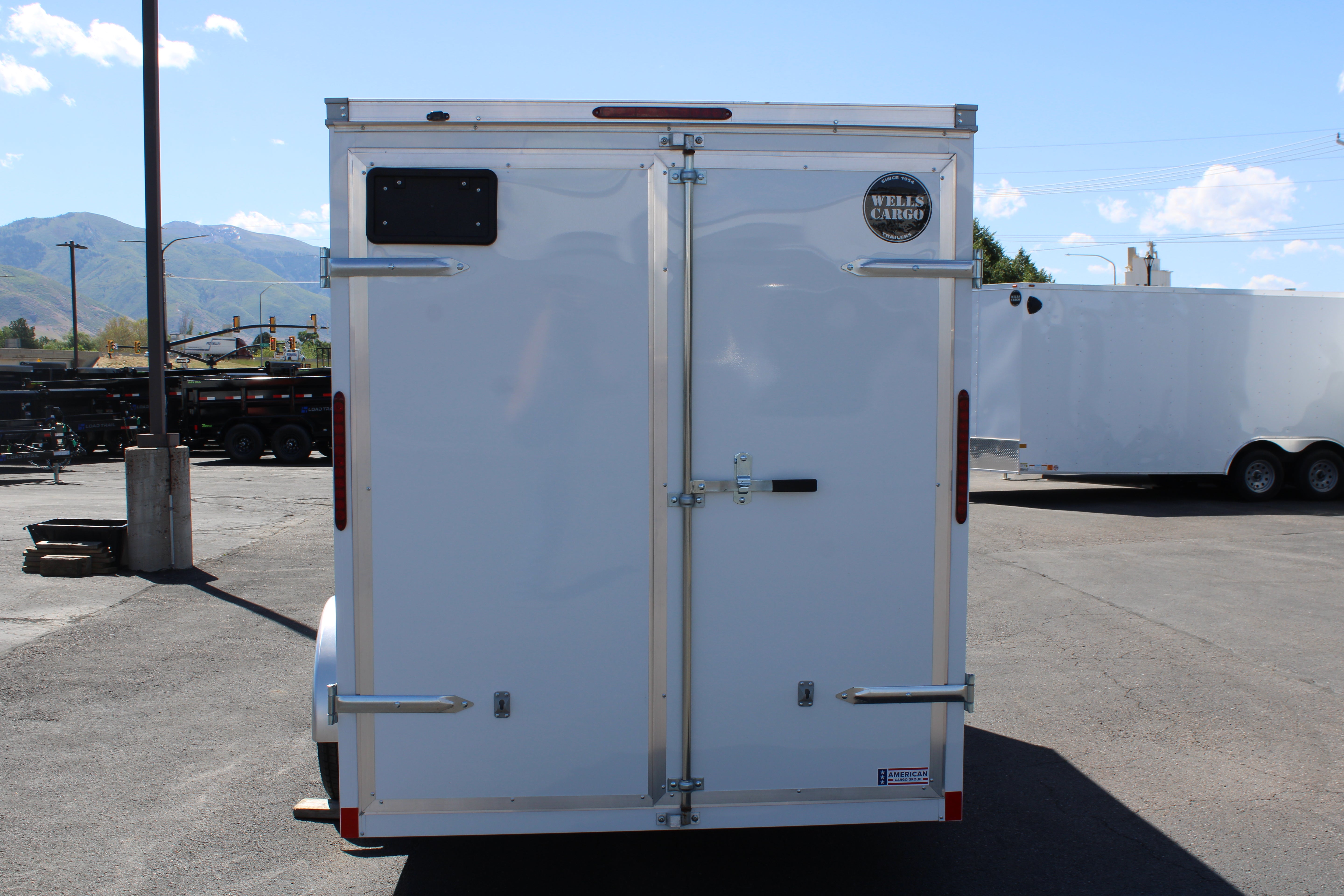 Wells Cargo 612 Enclosed