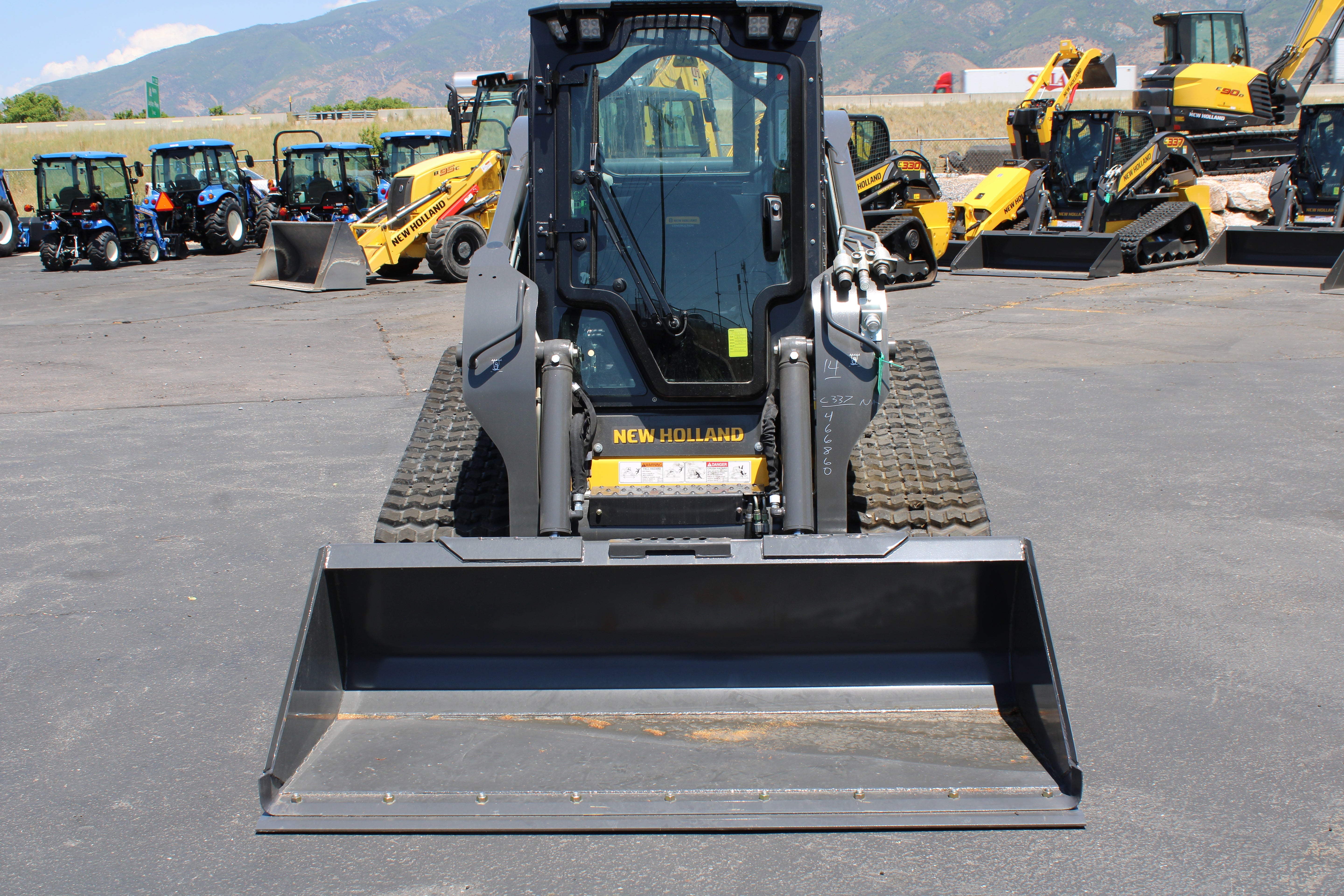 2025 New Holland C337 Skidsteer