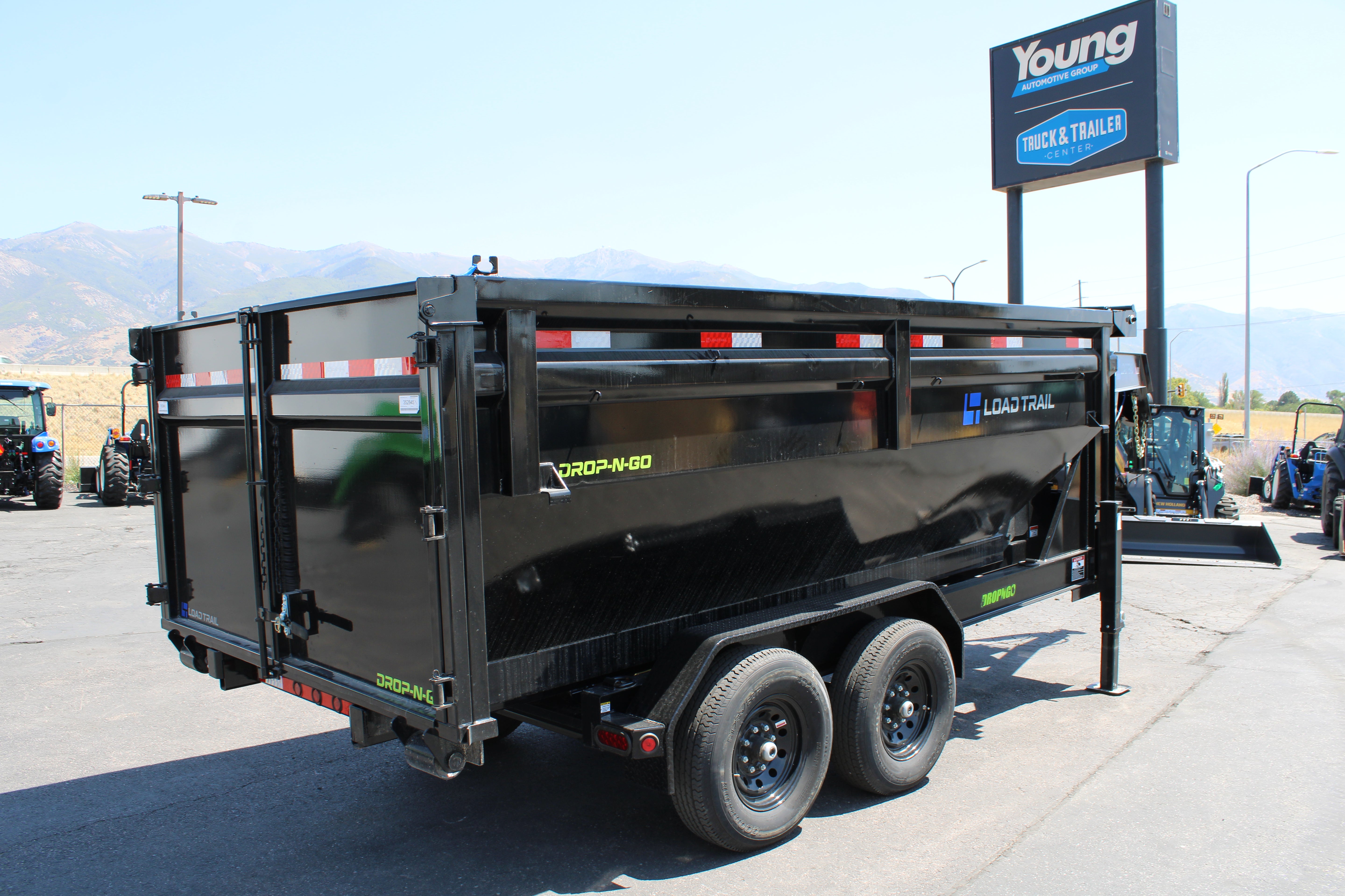 Load Trail 83" x 14 Dump and Go BIN