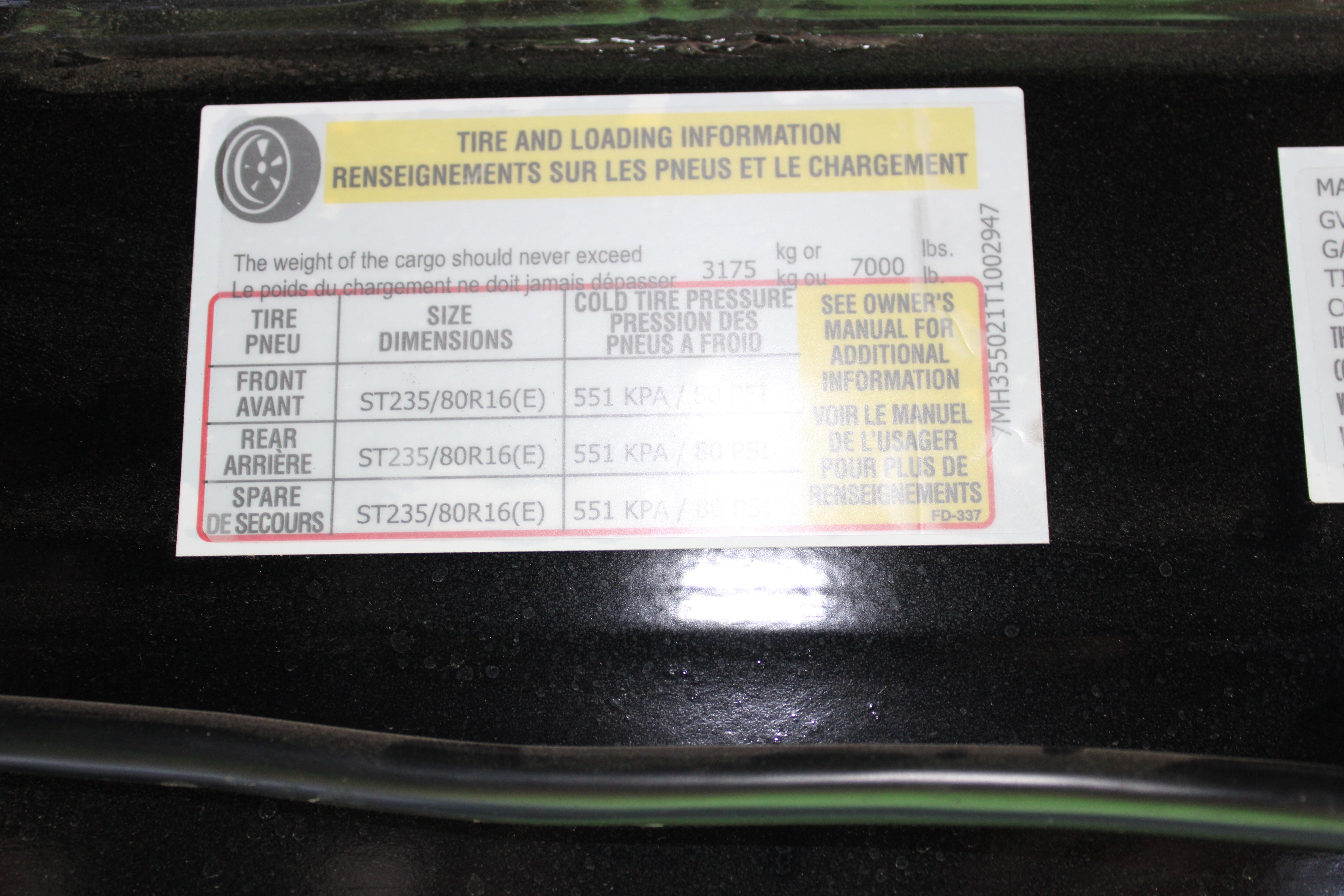 Bison Ranger 7411.S Horse Trailer w/Living Quarters