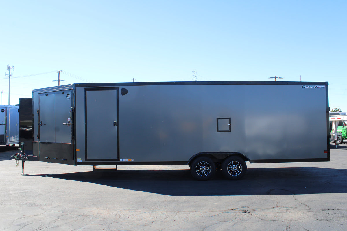 WELLS CARGO STM 30' BLK TRIM