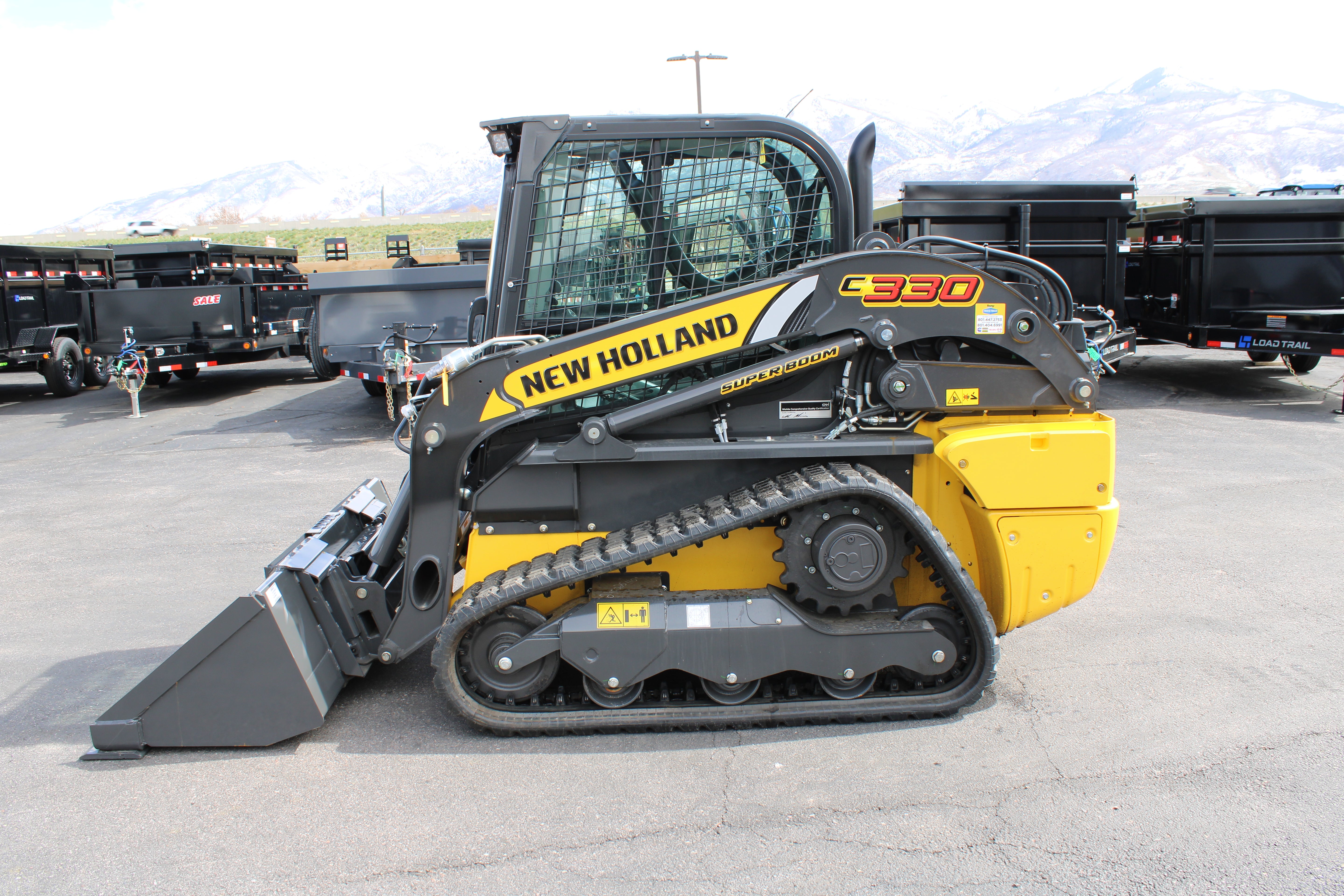 New Holland C330 Trackload Skidsteer