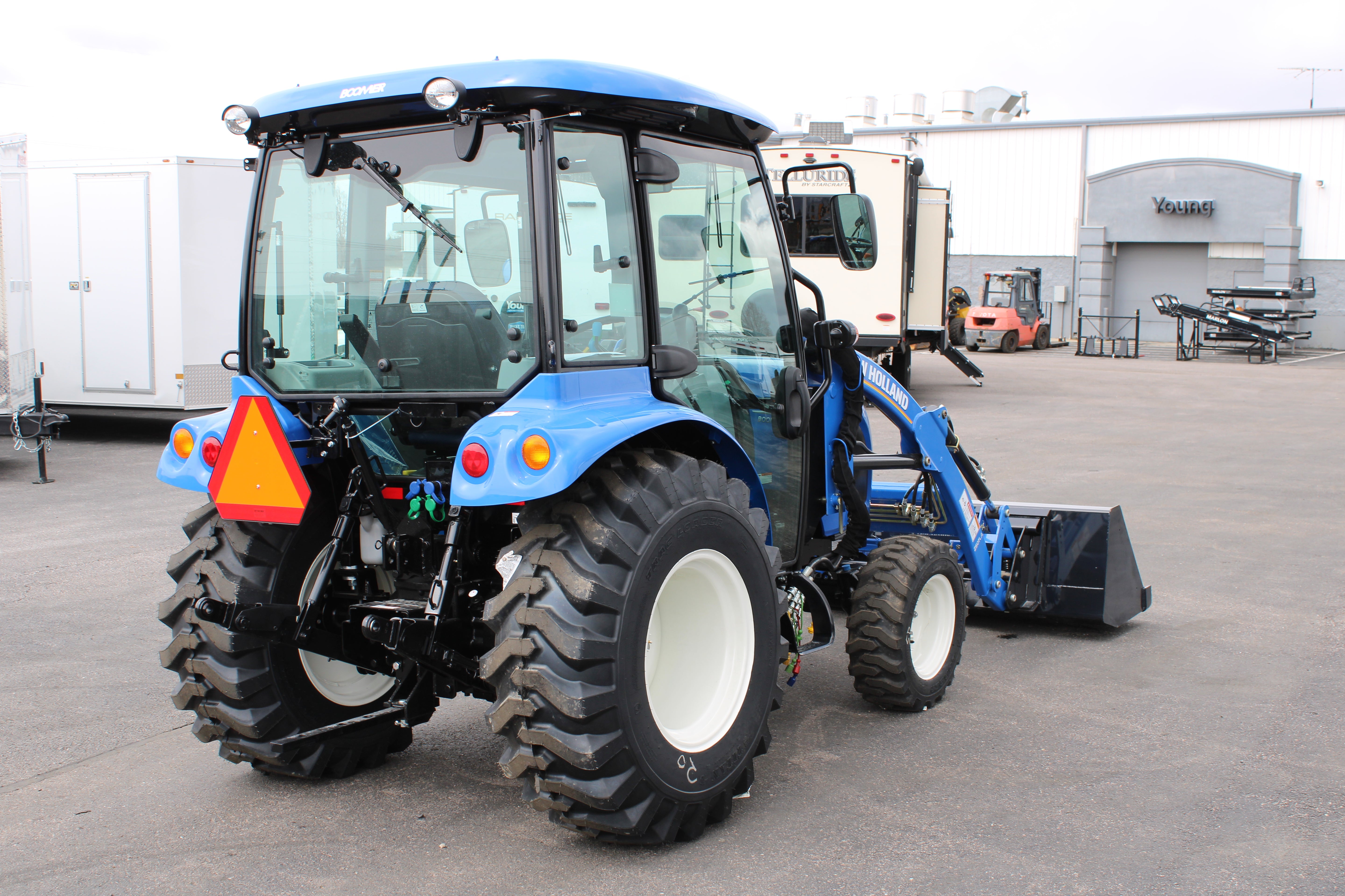 New Holland Boomer 40 Tractor