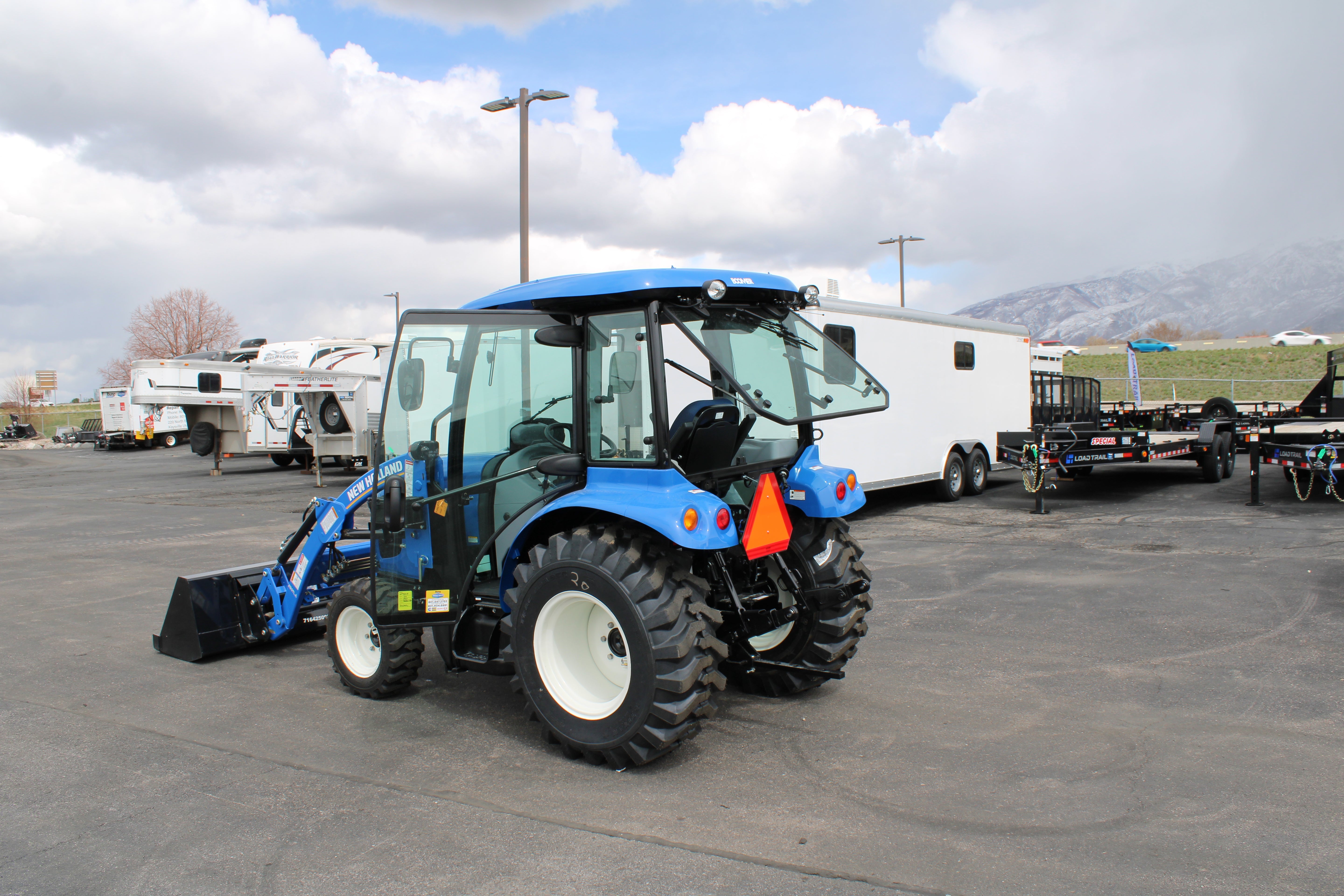 New Holland Boomer 40 Tractor