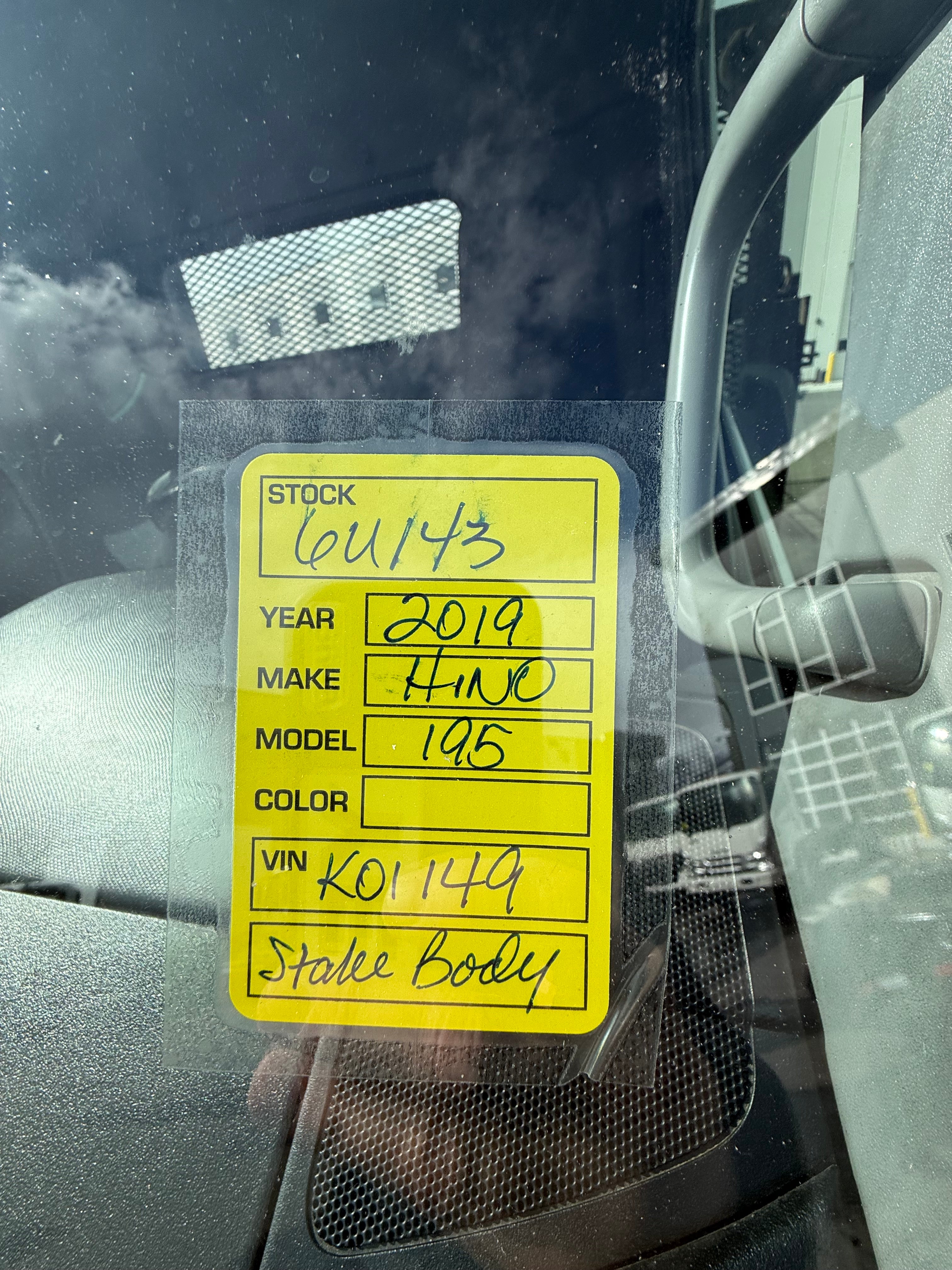 2020 Hino 195 22' Folding Sides Flatbed