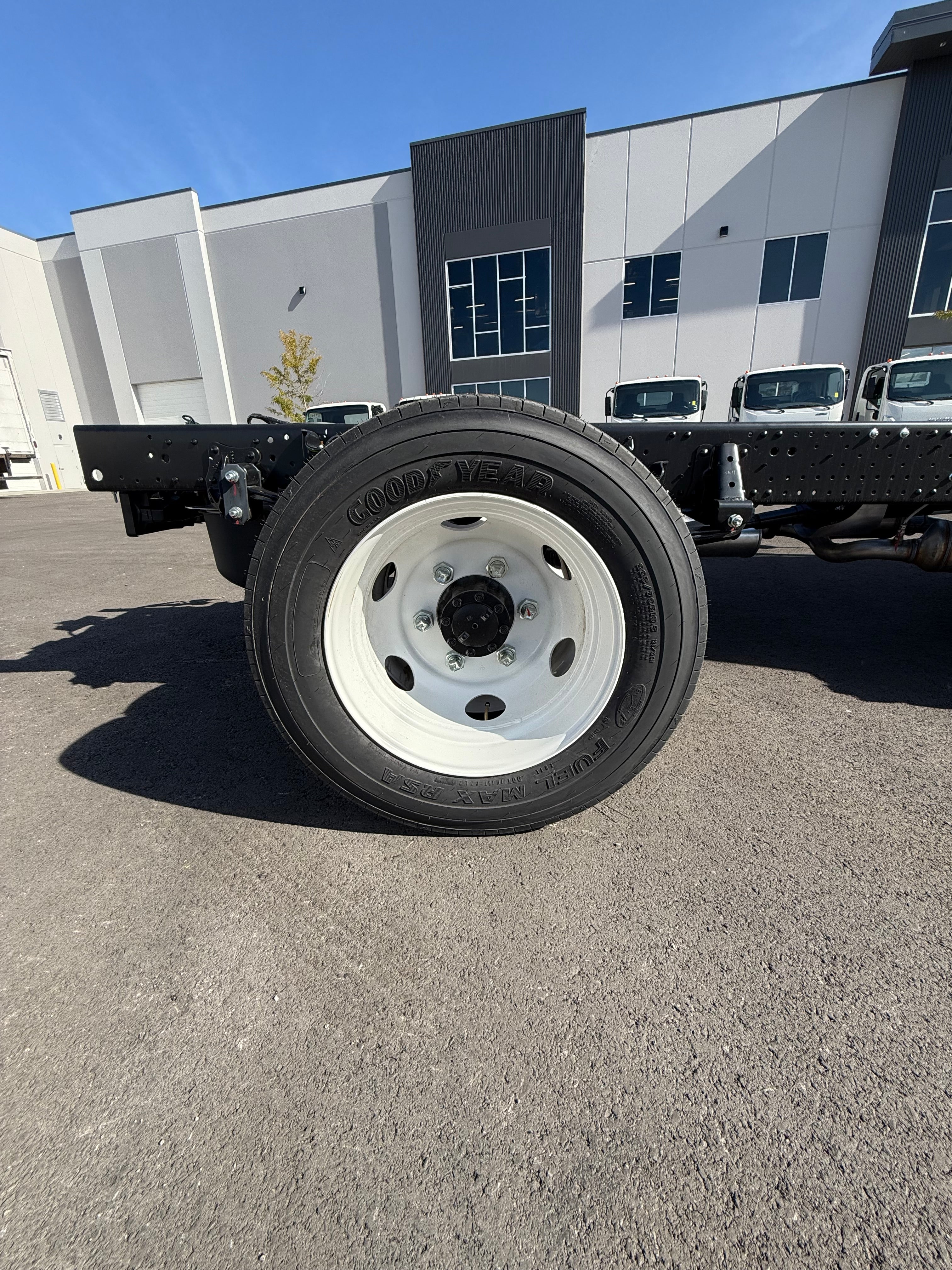 New 2025 Isuzu NRR Gas Cab and Chassis