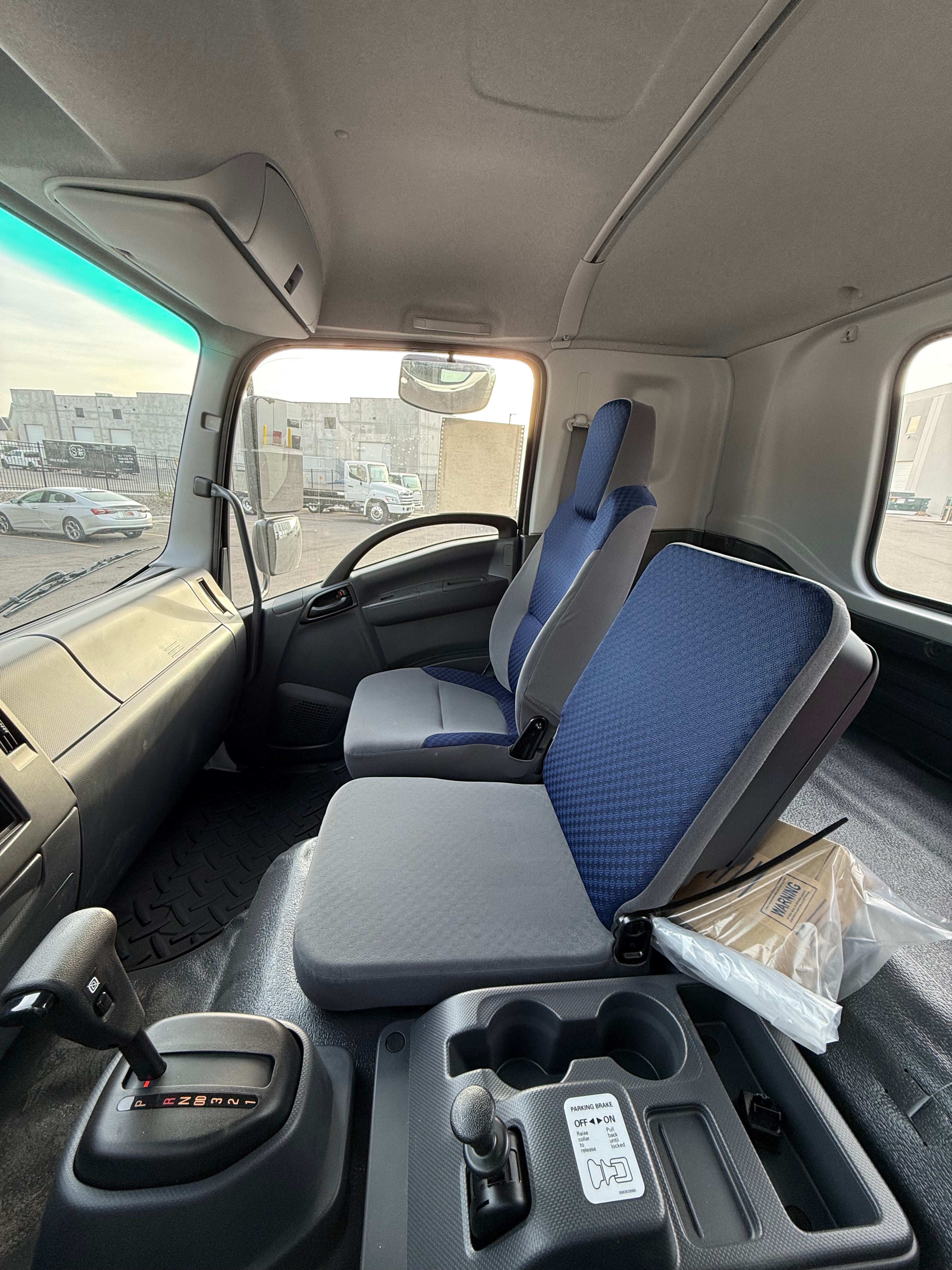 2025 Isuzu FTR Diesel 26' Box Truck