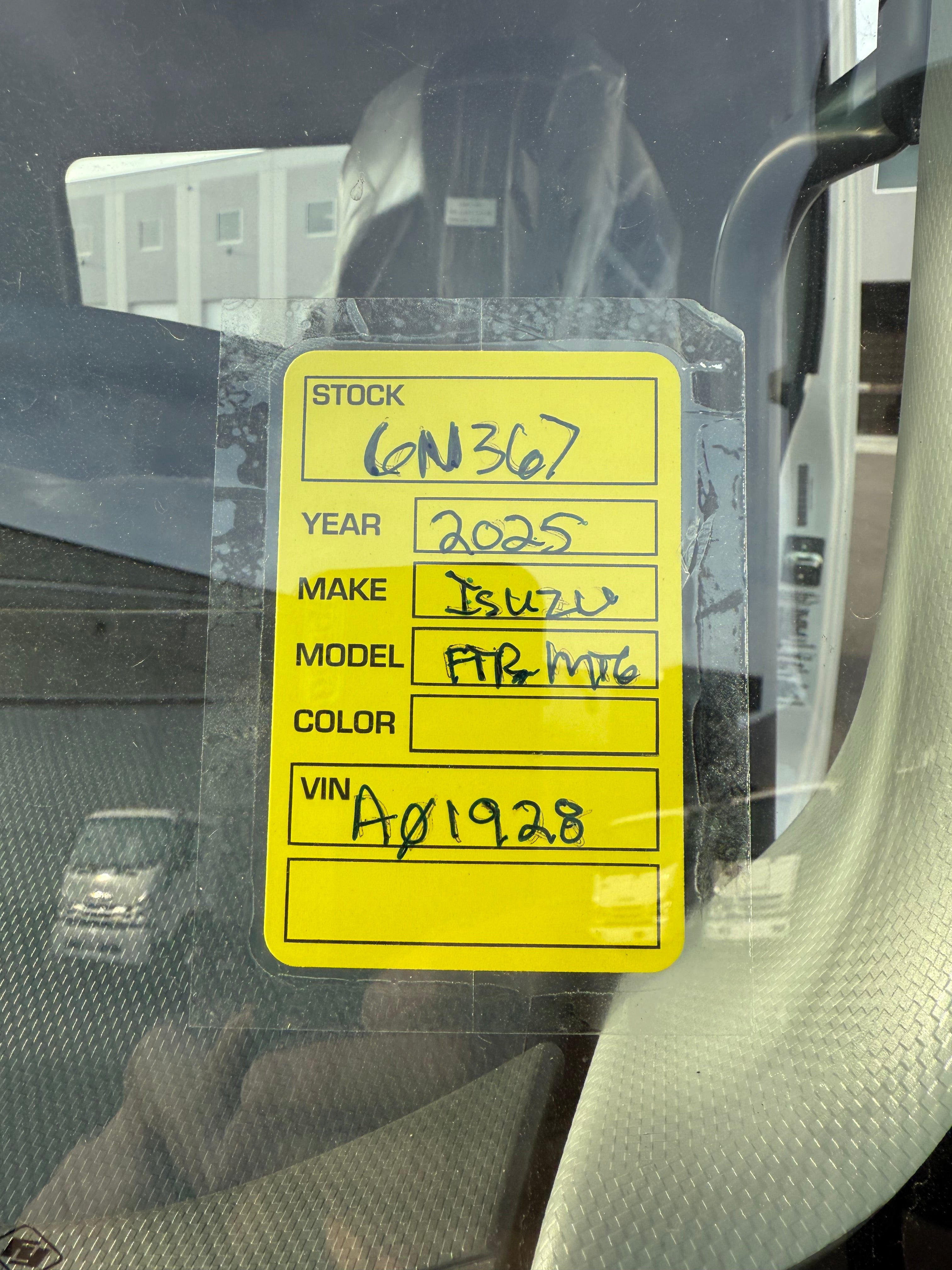 2025 Isuzu FTR Diesel 26' Box Truck