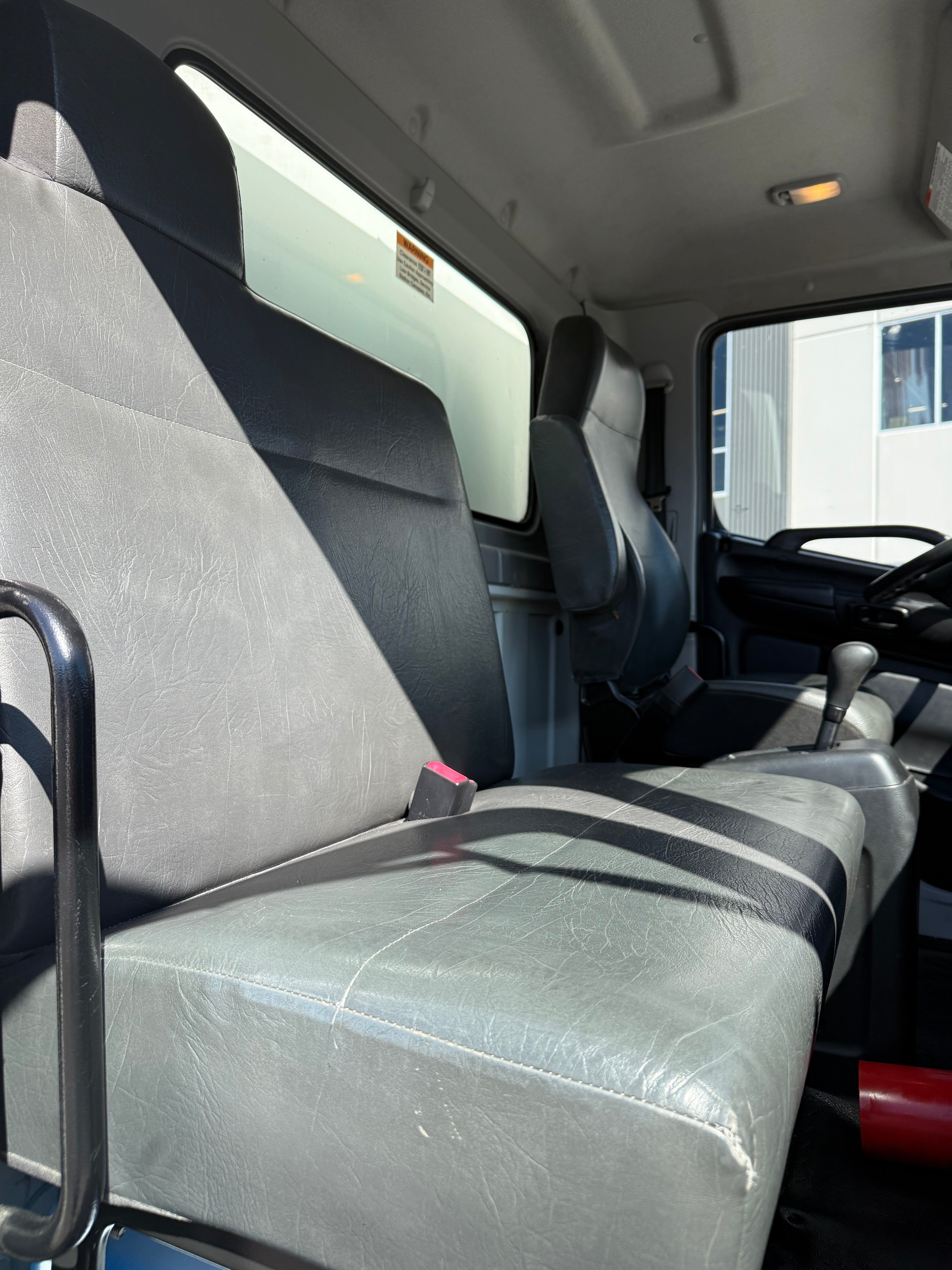 USED 2019 HINO 268A 26,000 GVW 26' BOX TRUCK