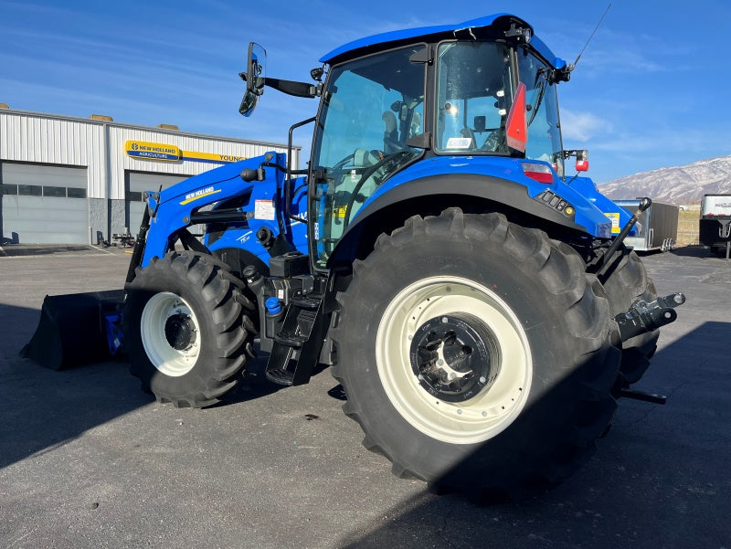 Pre-Owned New Holland T5.110 Electro-Command INCLUDES MOWER