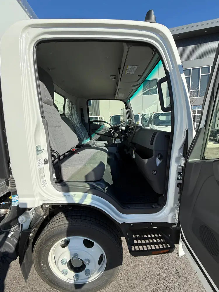 2025 Isuzu NRR Diesel 16’ Box Truck With Liftgate Truck