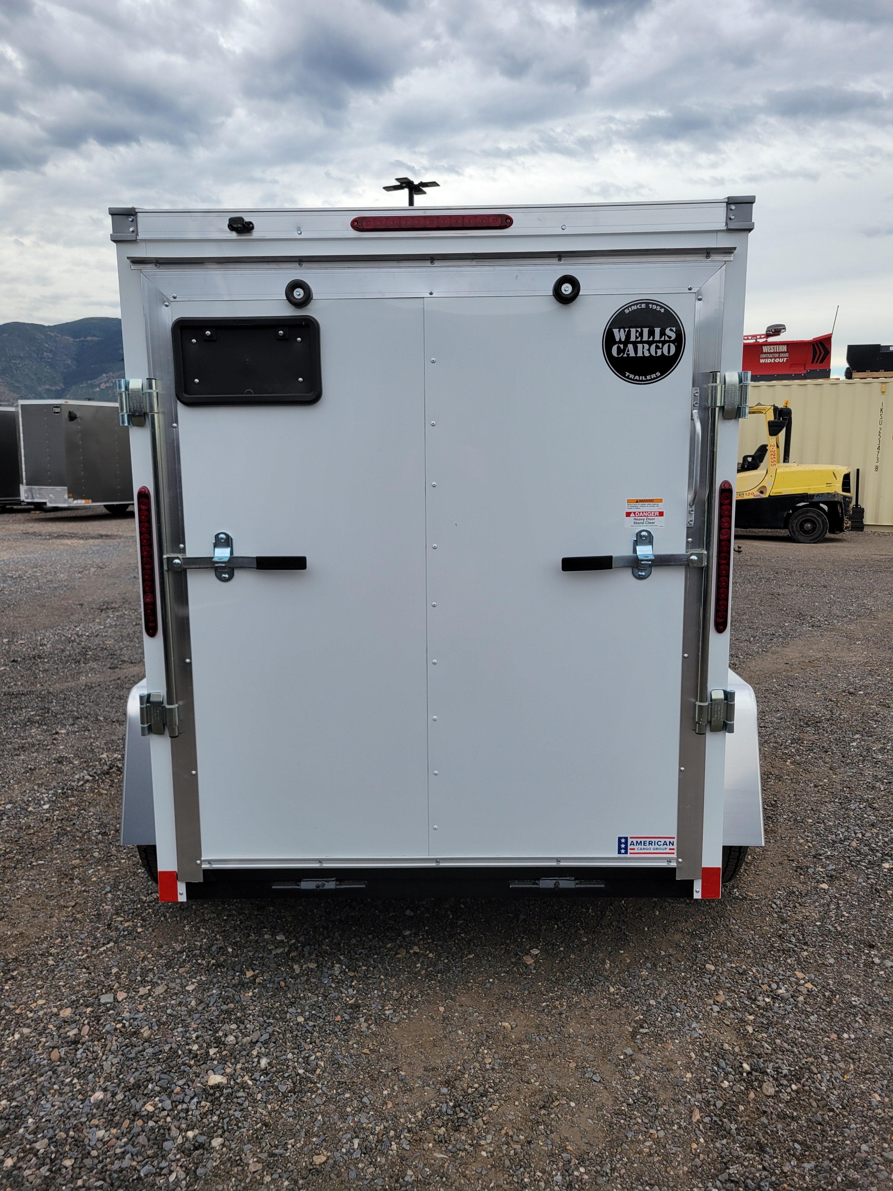 Wells Cargo 5 x 8 Deluxe Enclosed Trailer