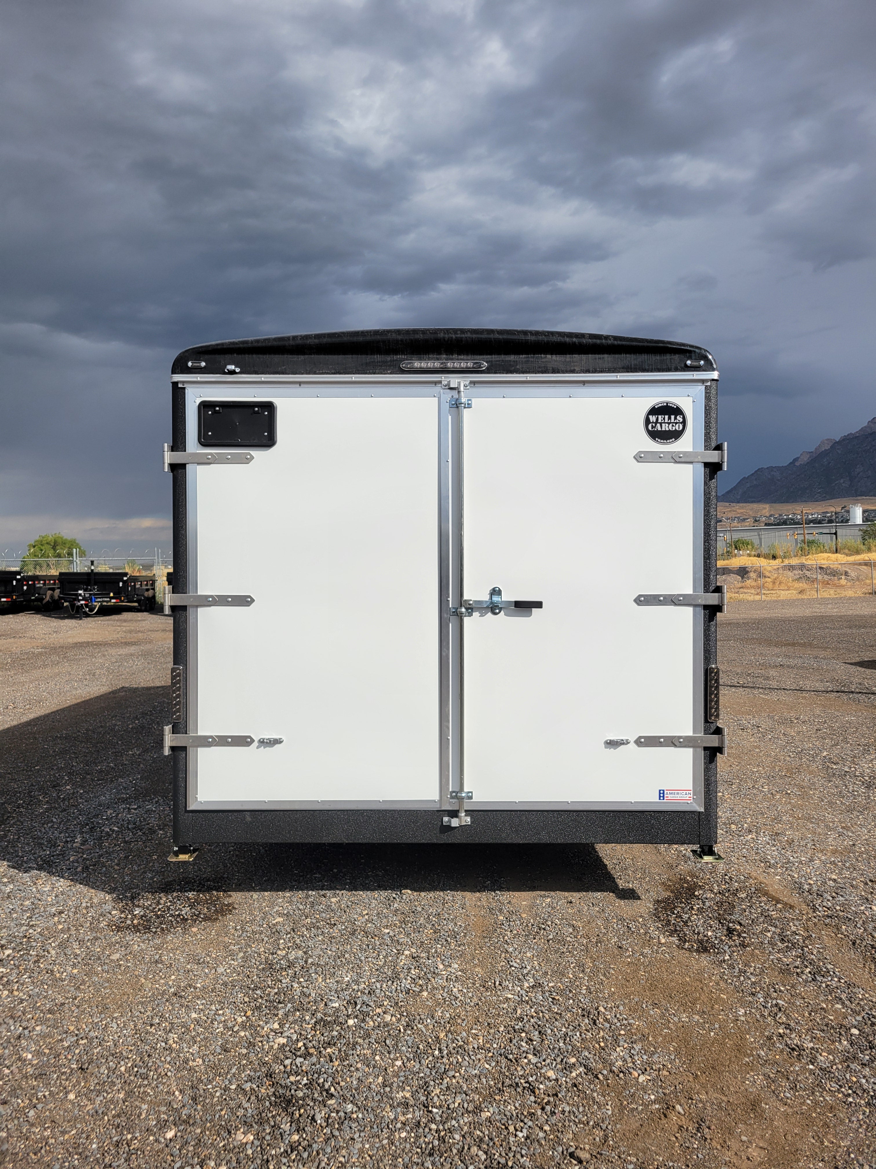 Wells Cargo 8.5 x 20 Office Wagon
