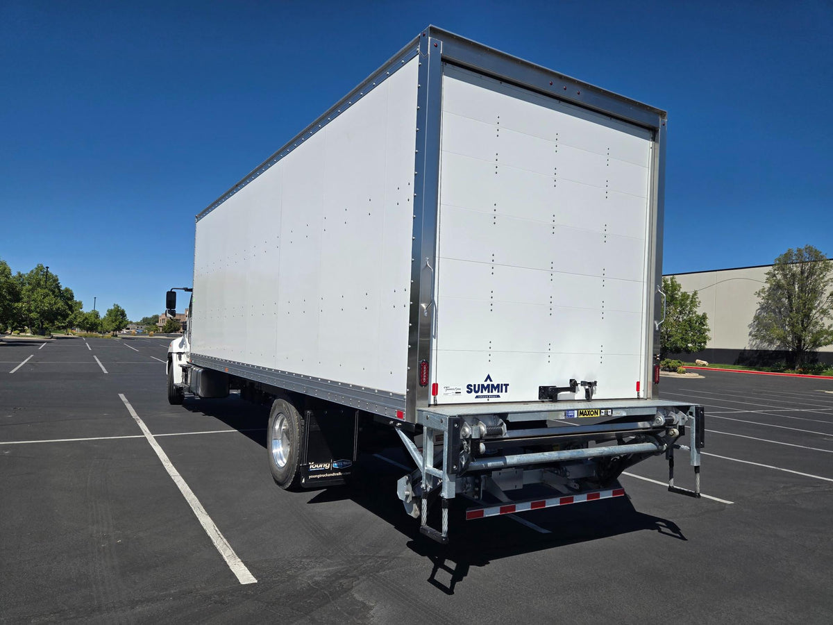2026 Hino L6 Extended Cab 26' Box Truck with Liftgate