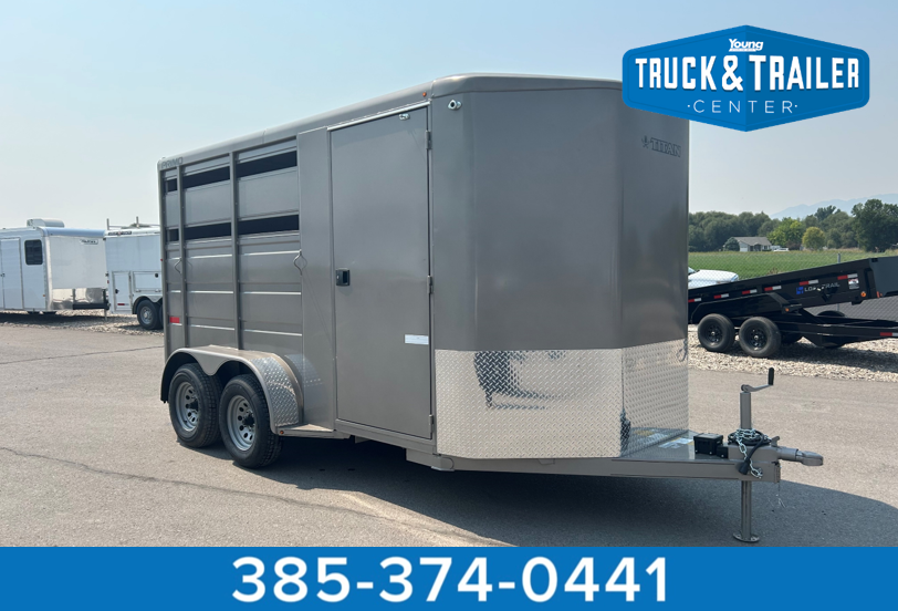 2025 Titan Primo 2H Horse Trailer