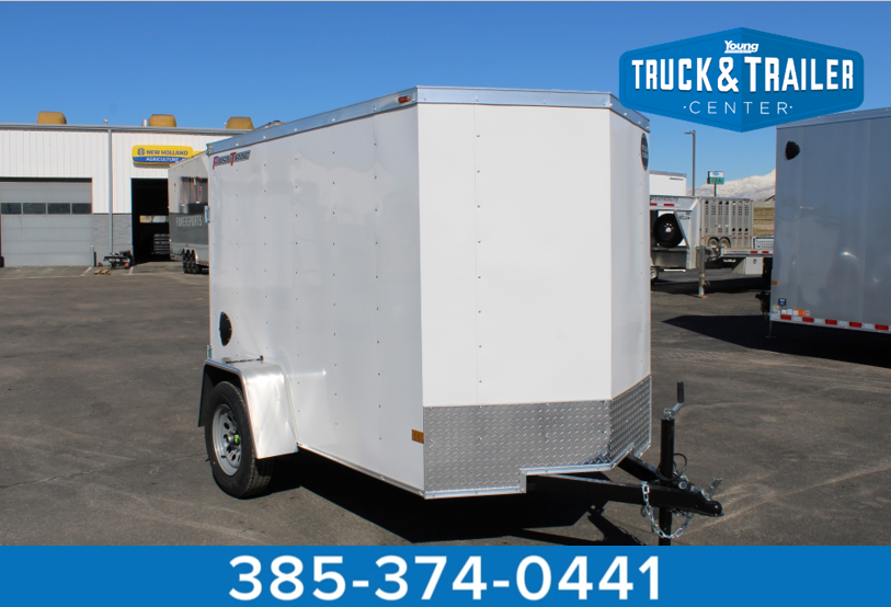 2025 Wells Cargo 5 x 8 Enclosed Trailer