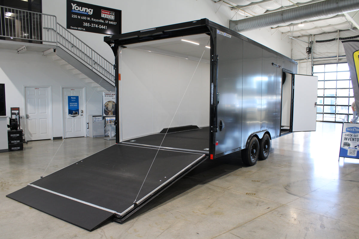 WELLS CARGO 20' ROAD FORCE