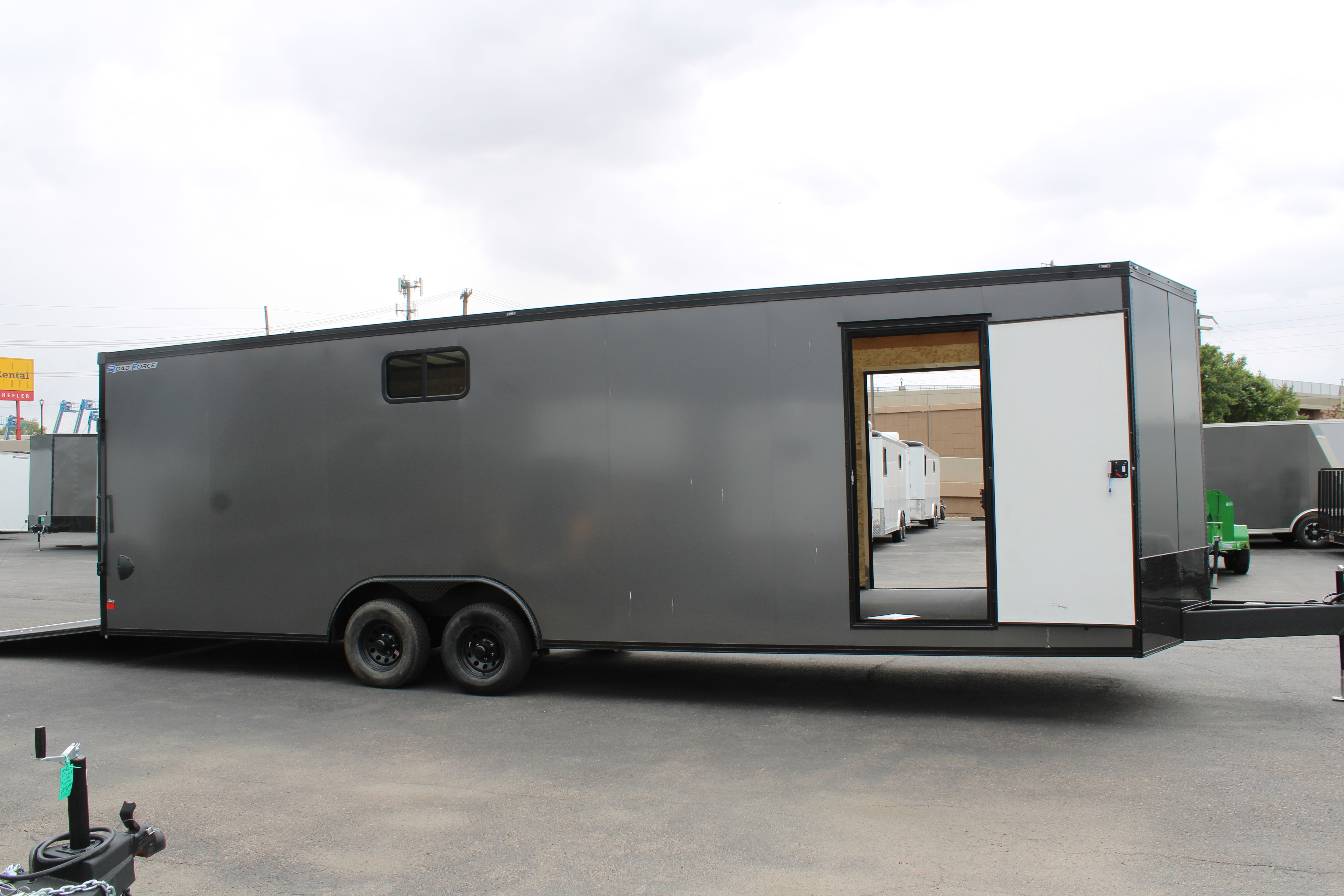 Wells Cargo 28' Enclosed