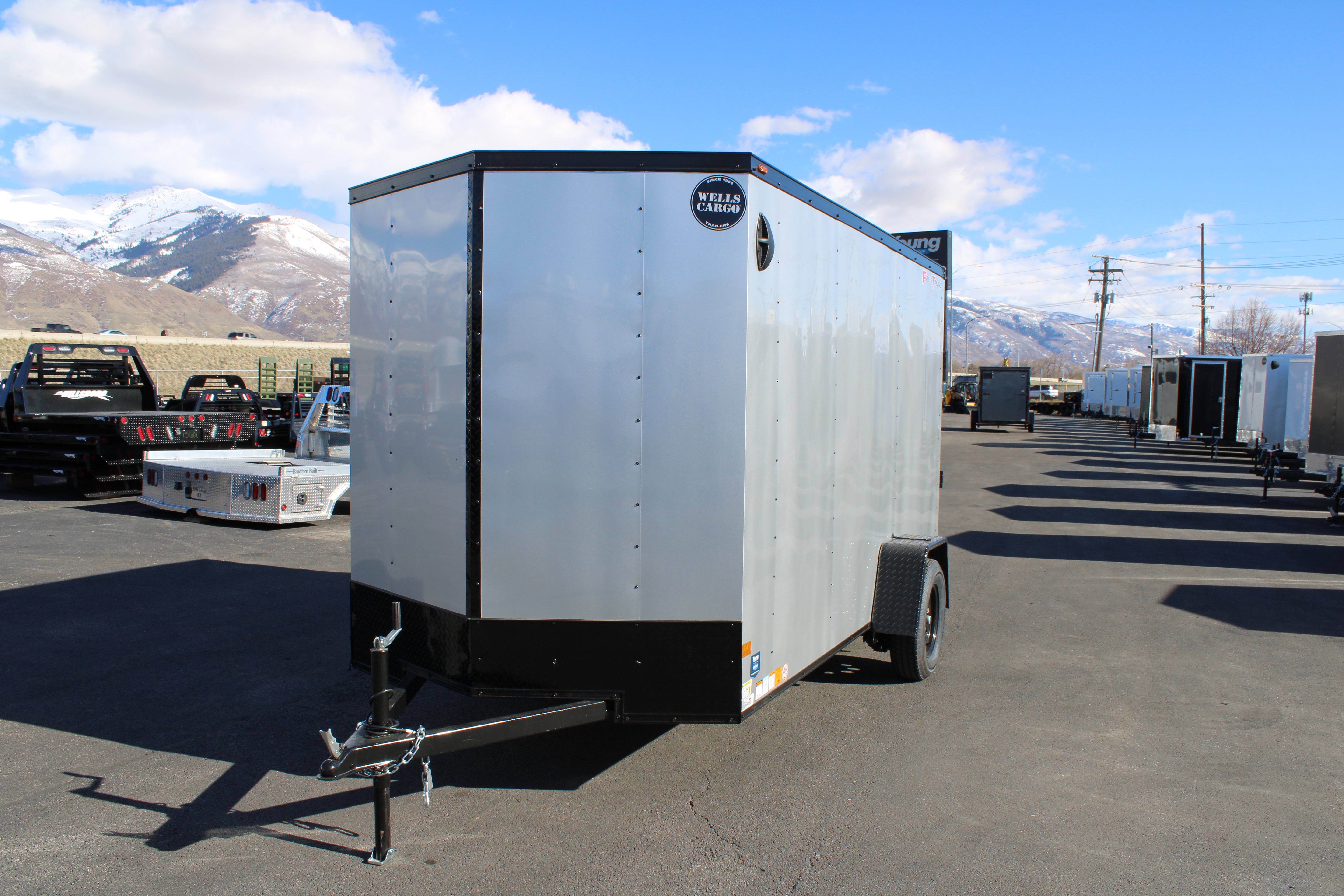 2025 Wells Cargo 6 x 12 Deluxe Enclosed Trailer