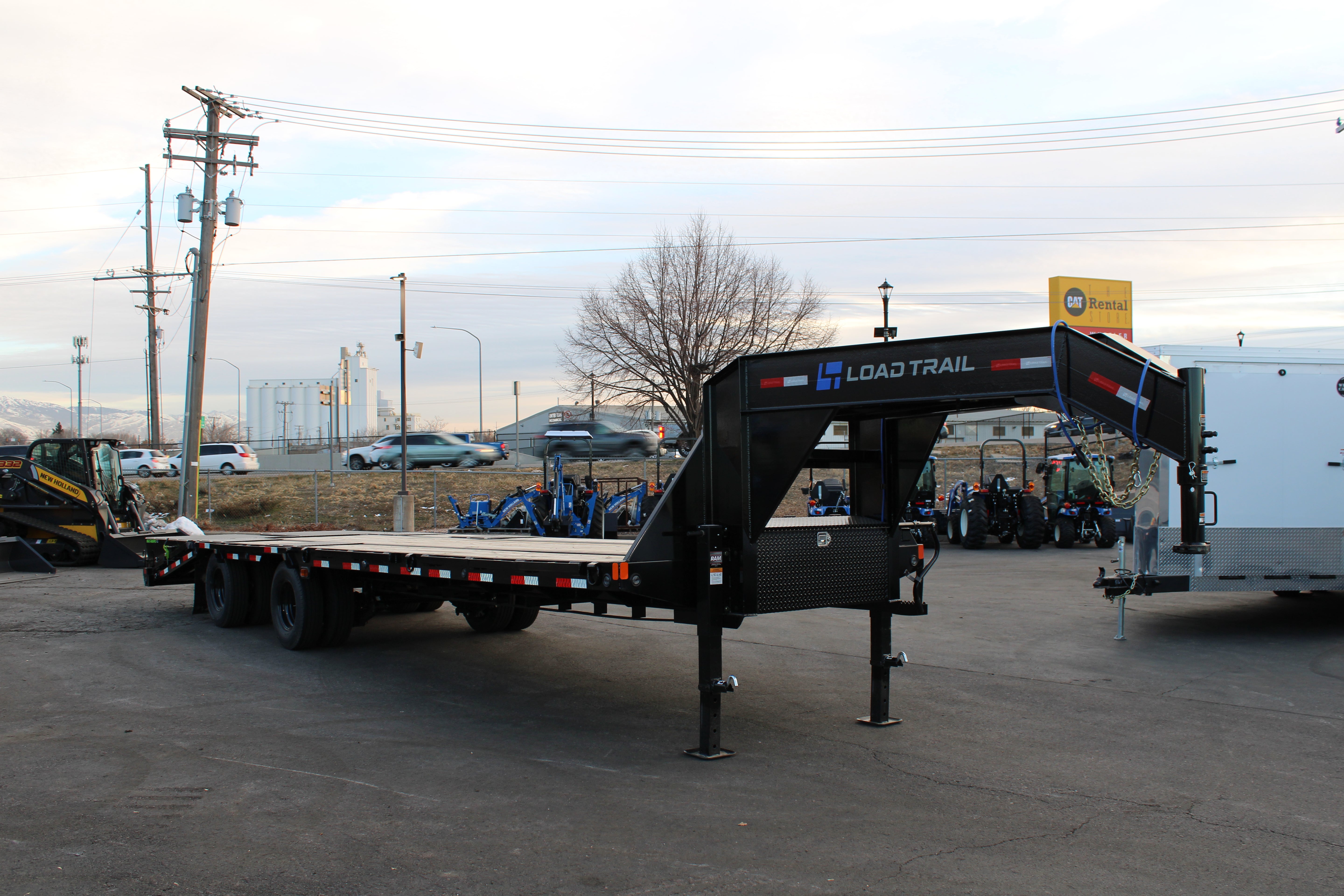 2025 Load Trail 8.5 X 32 Gooseneck Flatbed Trailer