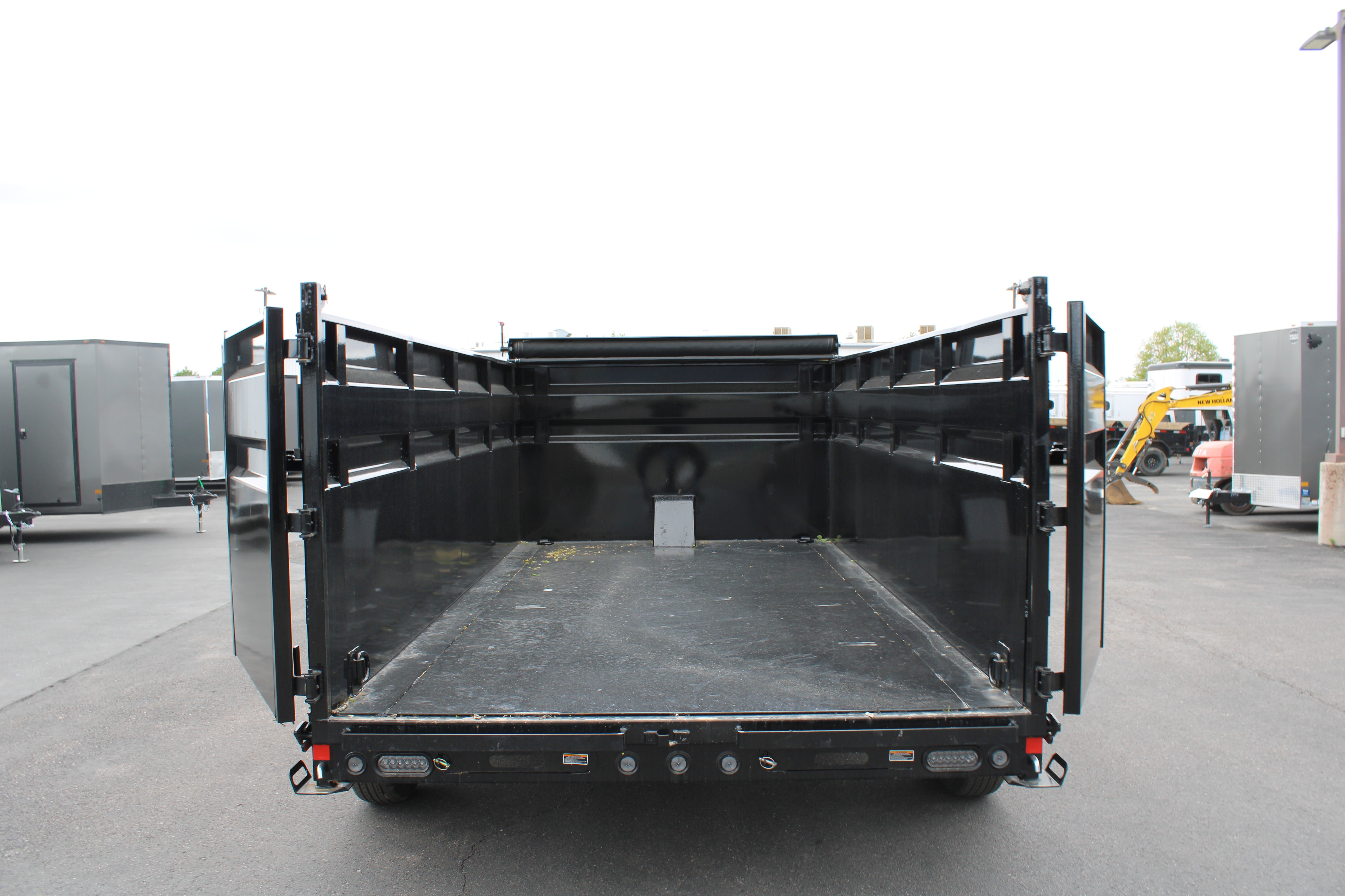 Loadtrail Dump Trailer 14'