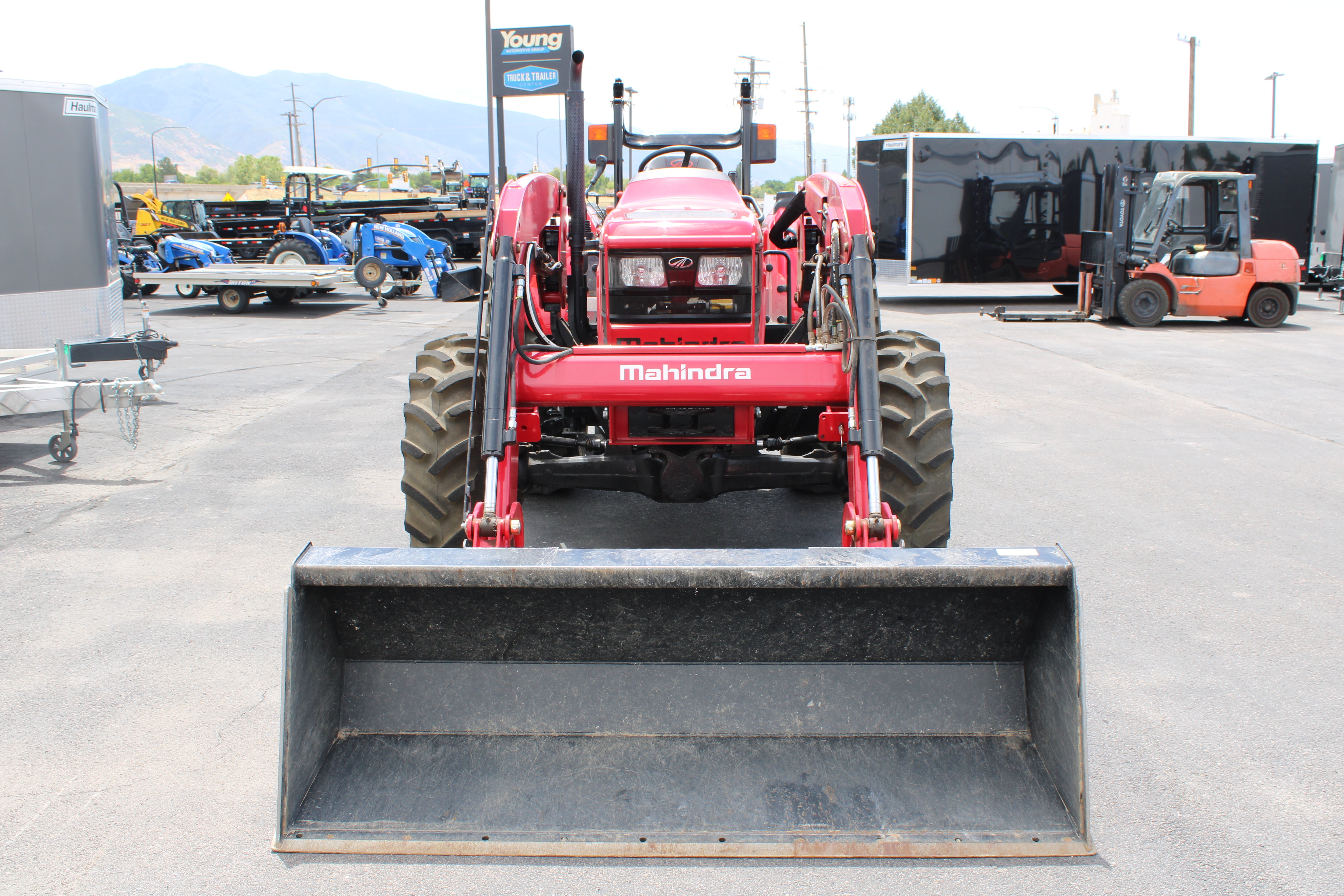 Used Mahindra Tractor
