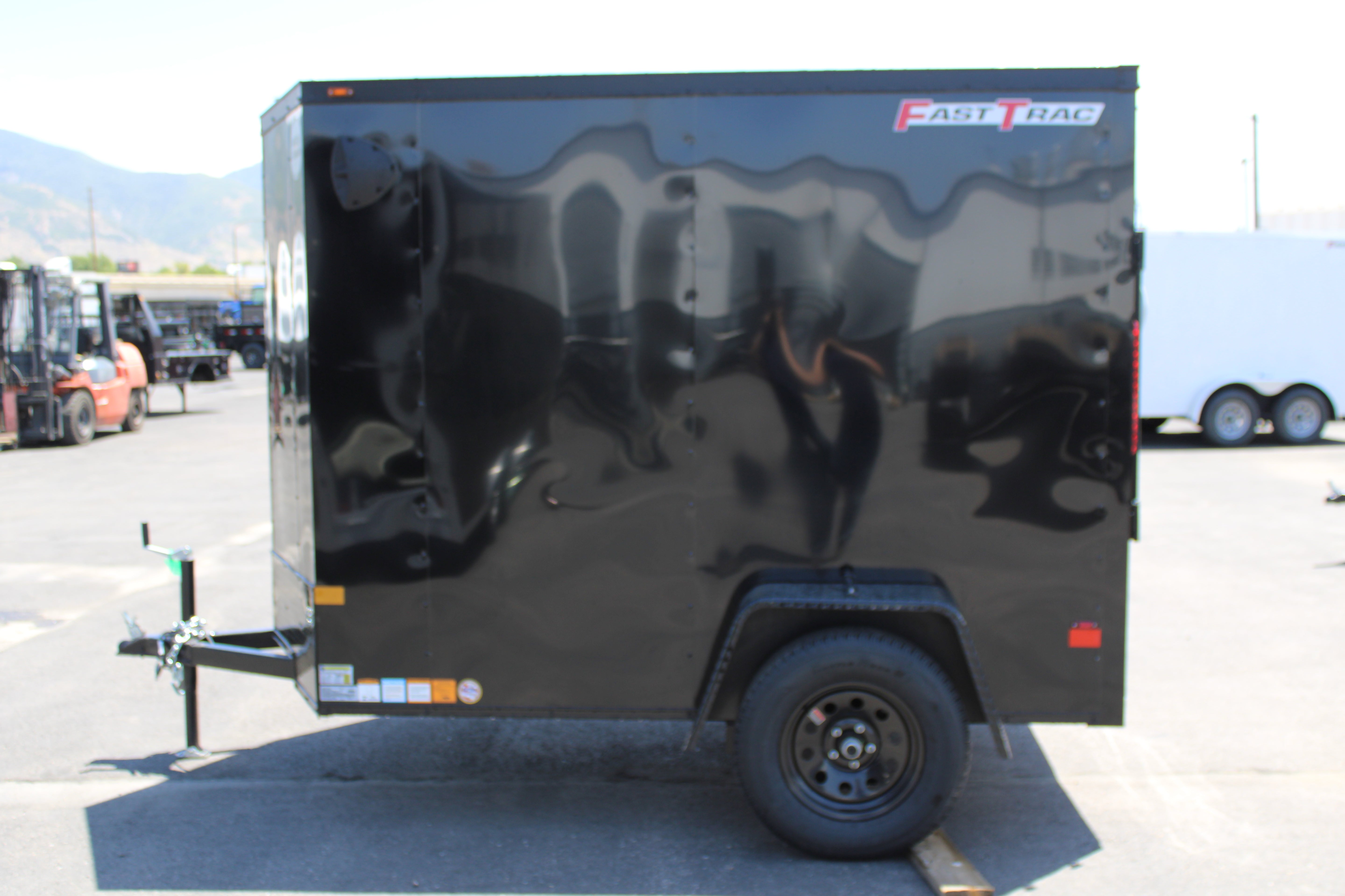 Wells Cargo 5 x 8 Deluxe Enclosed Trailer