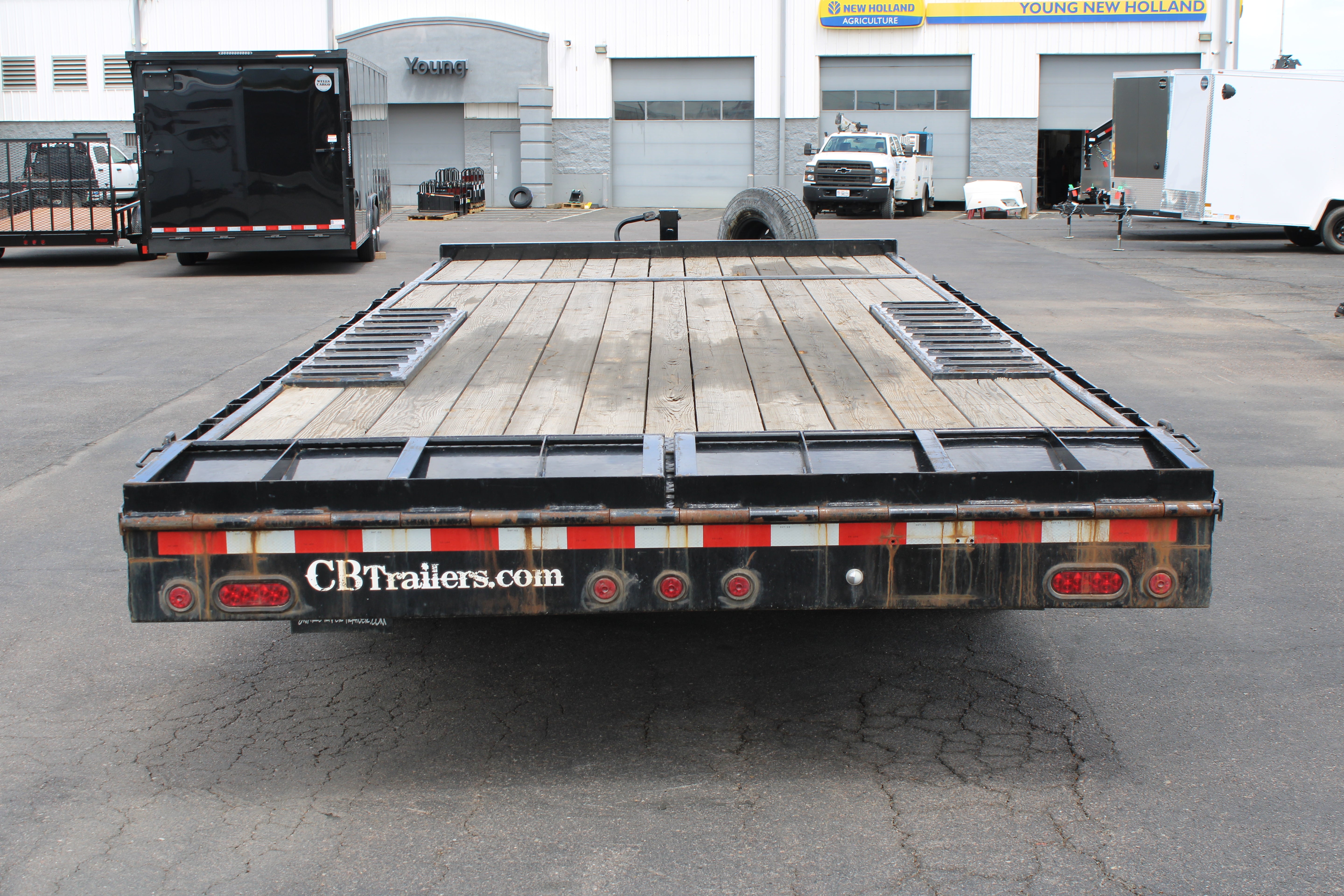 C&B Flatbed Trailer 20'