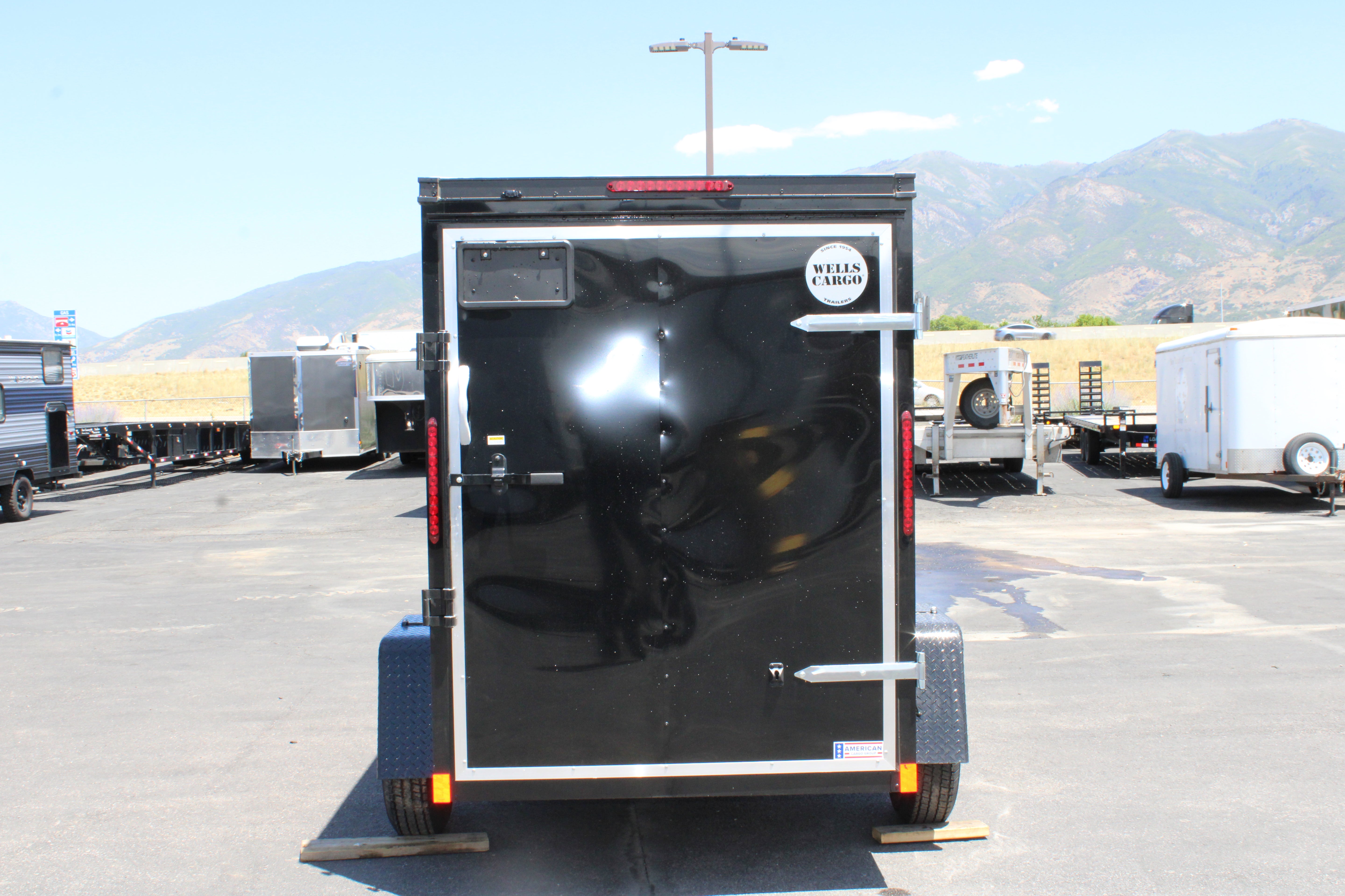 Wells Cargo 5 x 8 Deluxe Enclosed Trailer