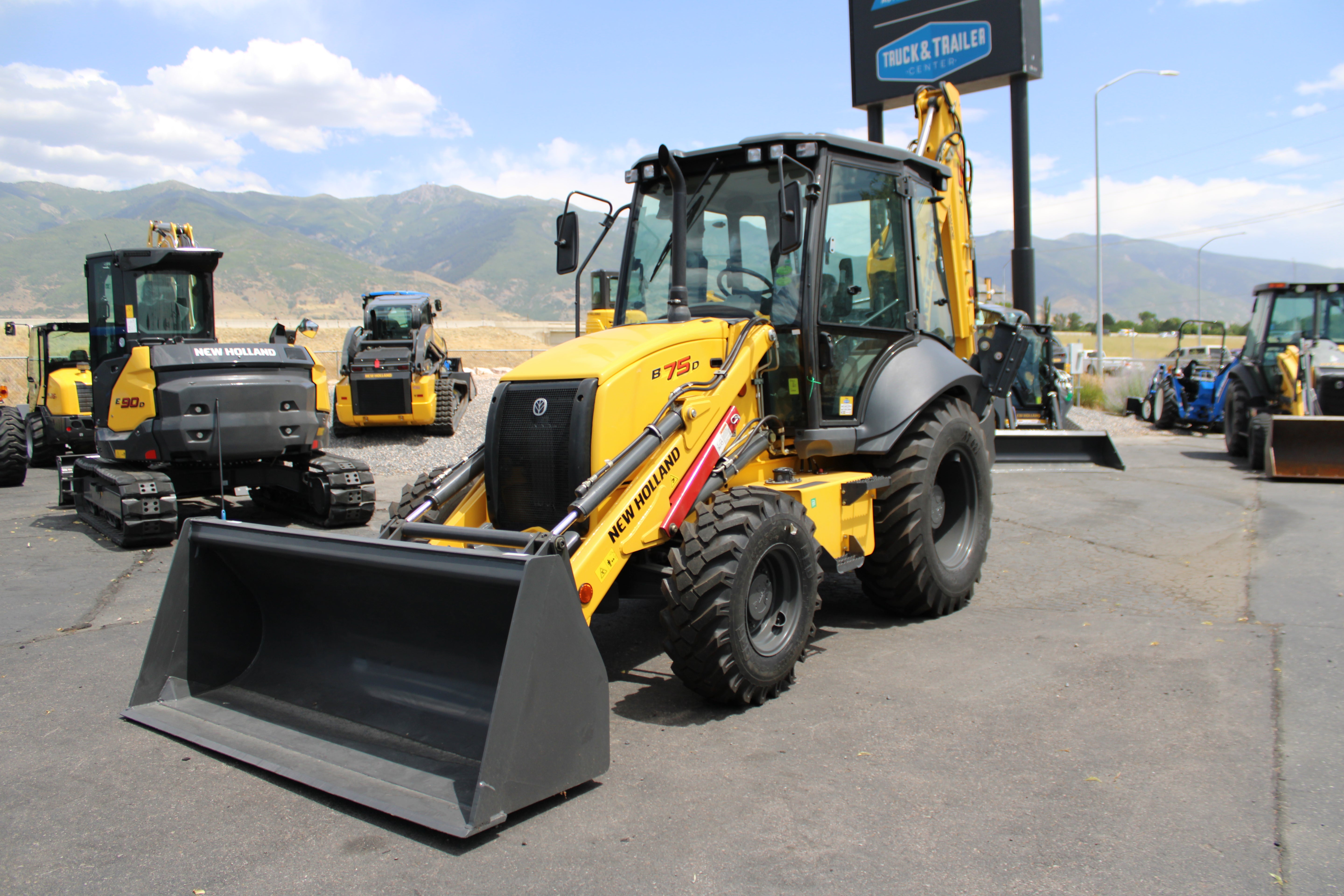 New Holland B75D Backhoe