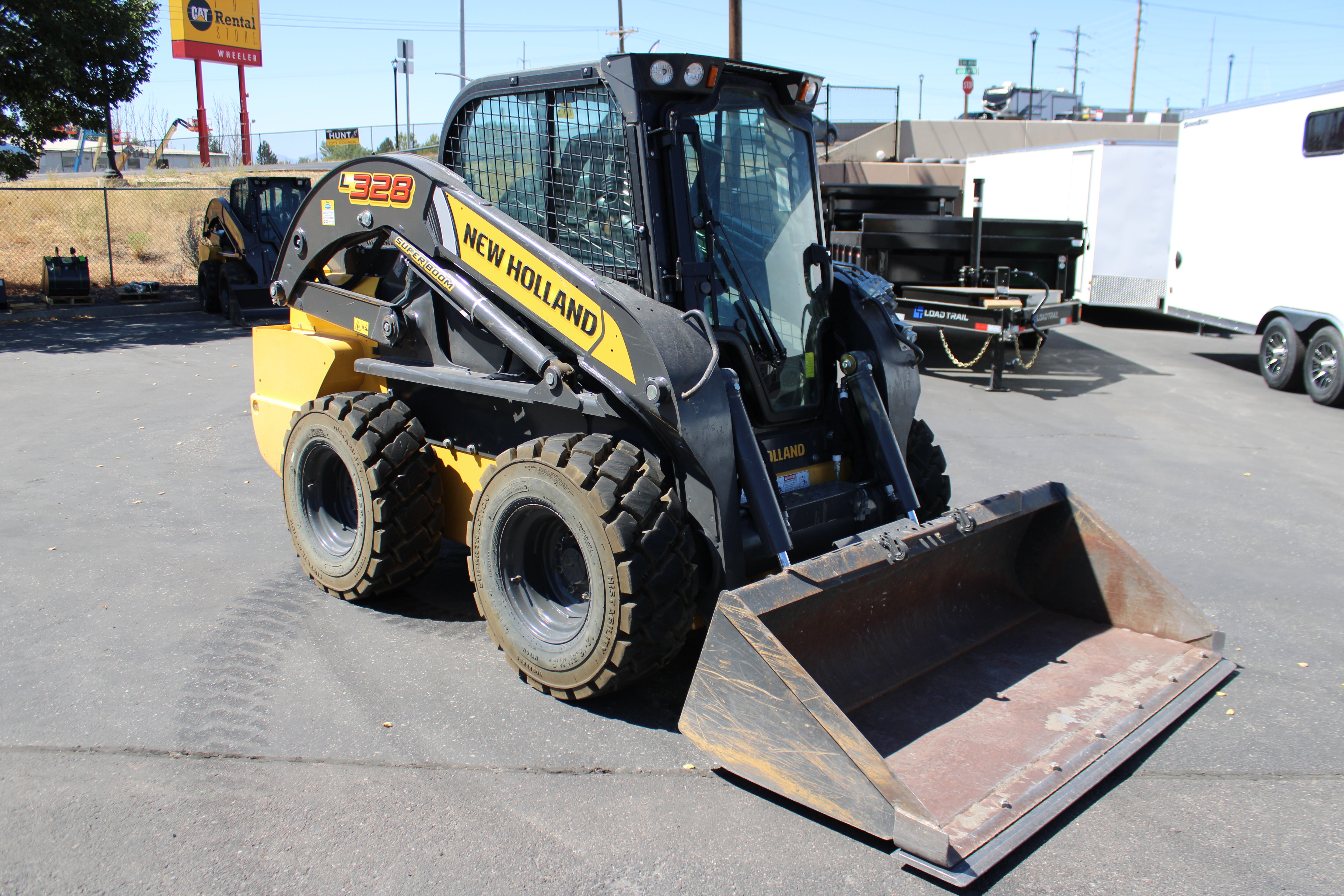 Used New Holland L328 Skidsteer
